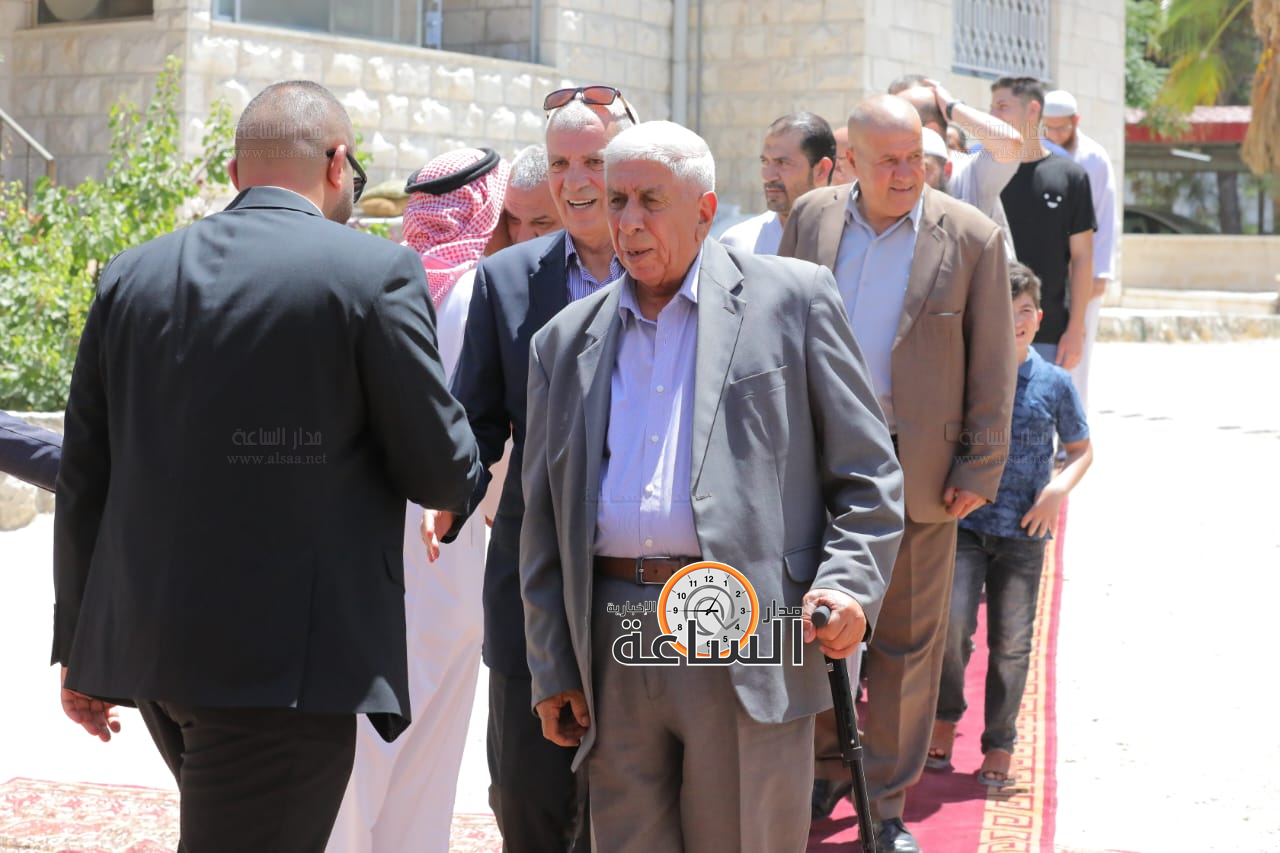 Madar Al-Saa Images 0.23444493829890178