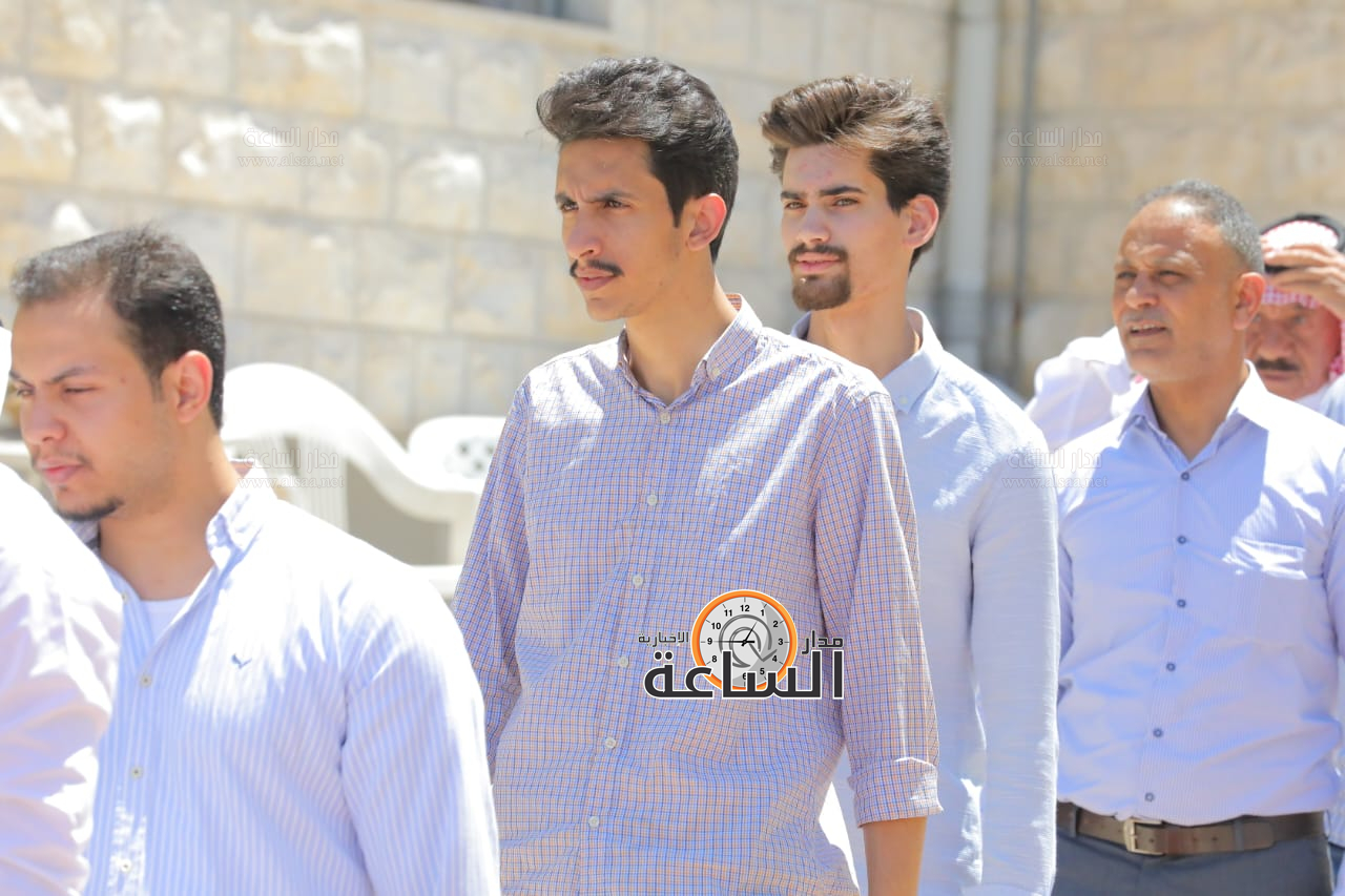 Madar Al-Saa Images 0.18530464931184176