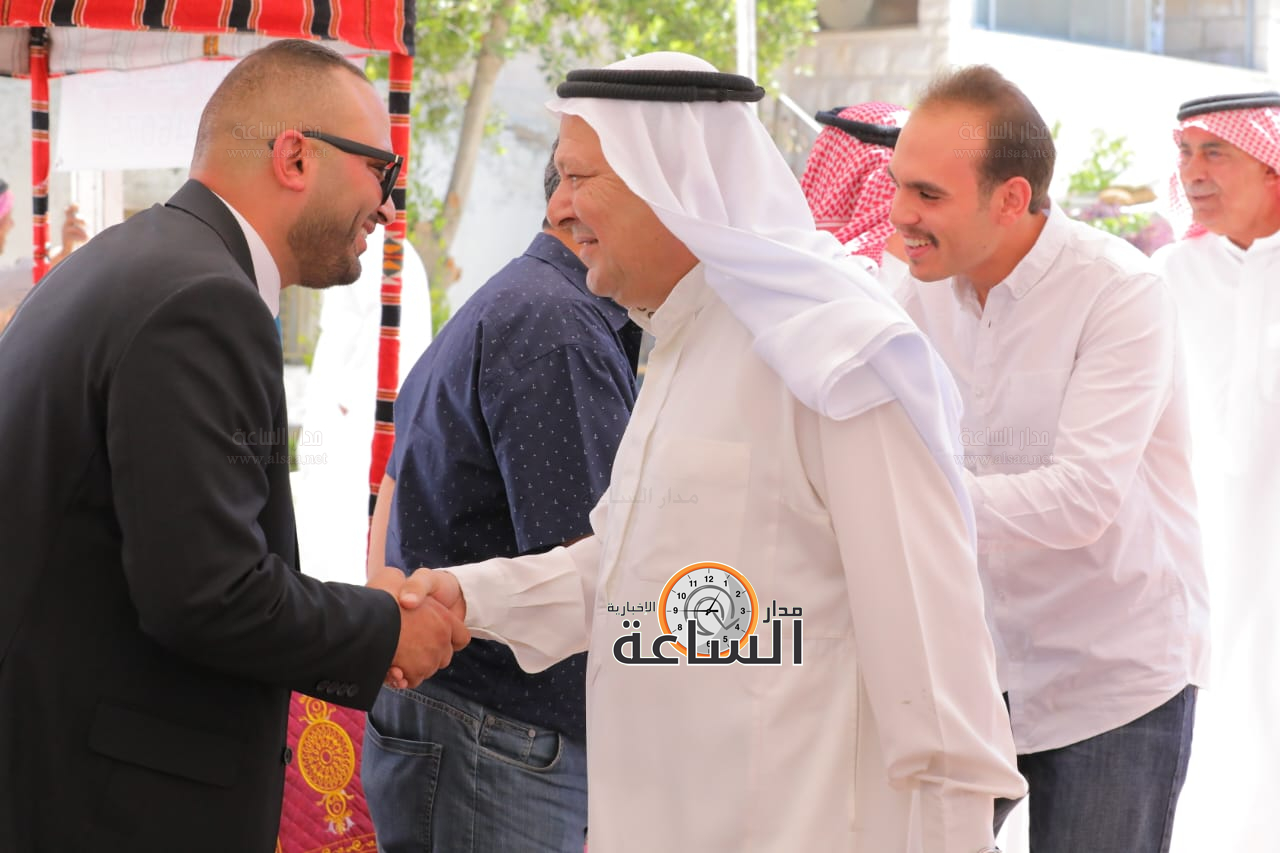 Madar Al-Saa Images 0.6398686615869325