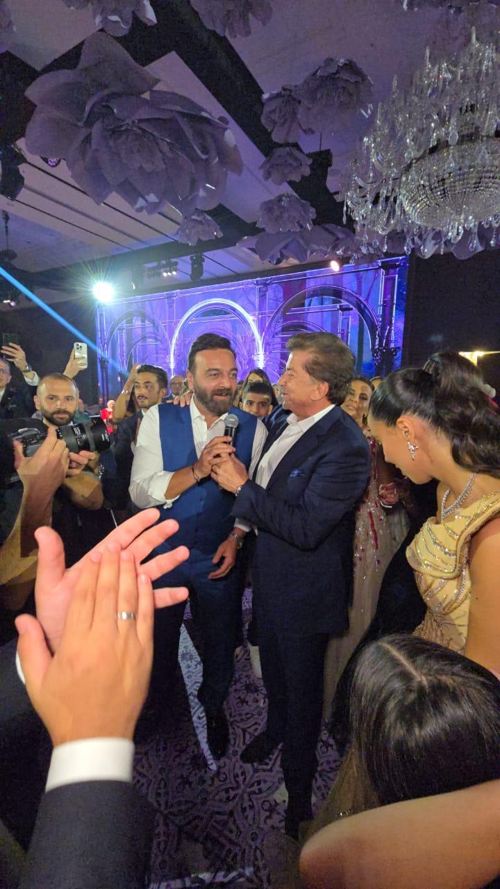 Madar Al-Saa Images 0.18642682518674403