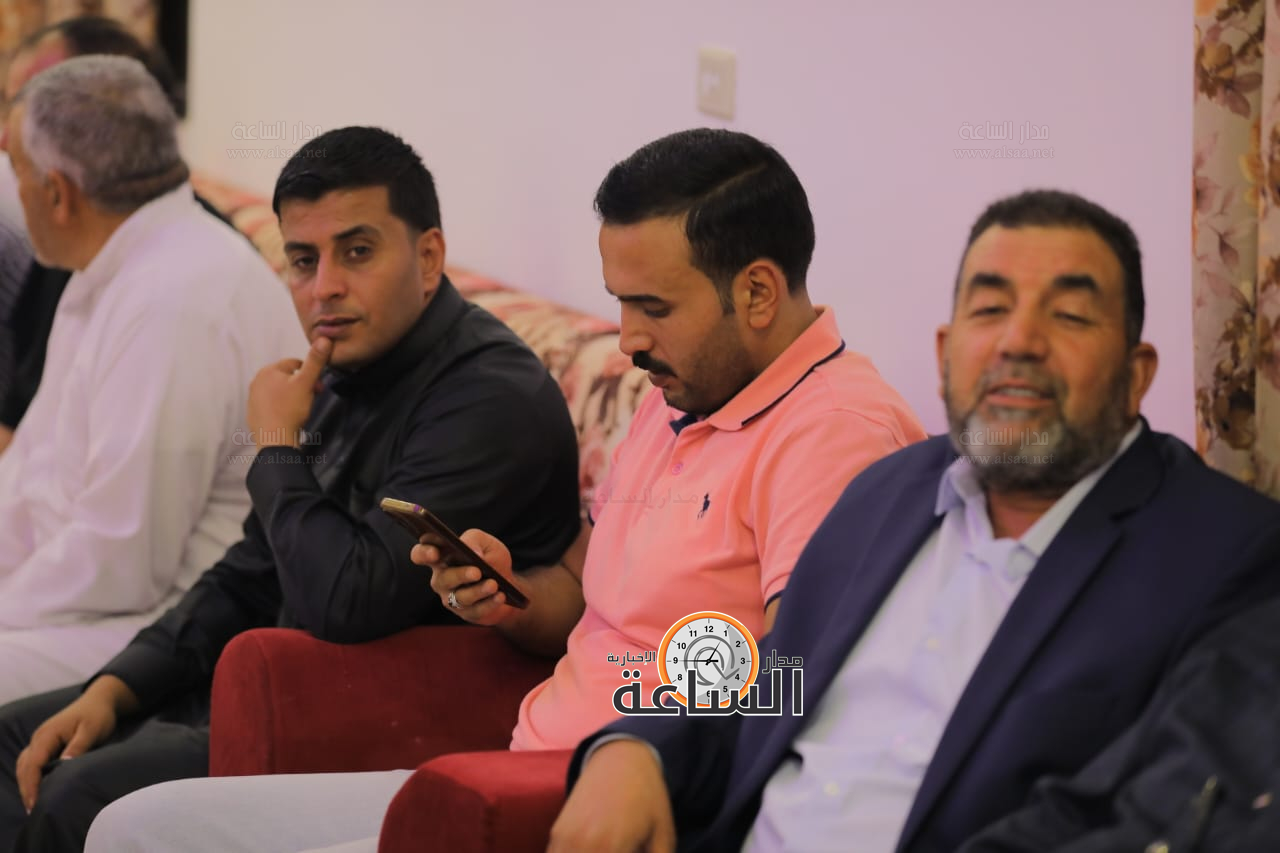 Madar Al-Saa Images 0.6434083569904028