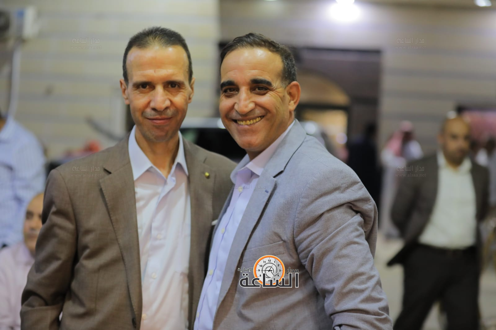 Madar Al-Saa Images 0.013092745312764942