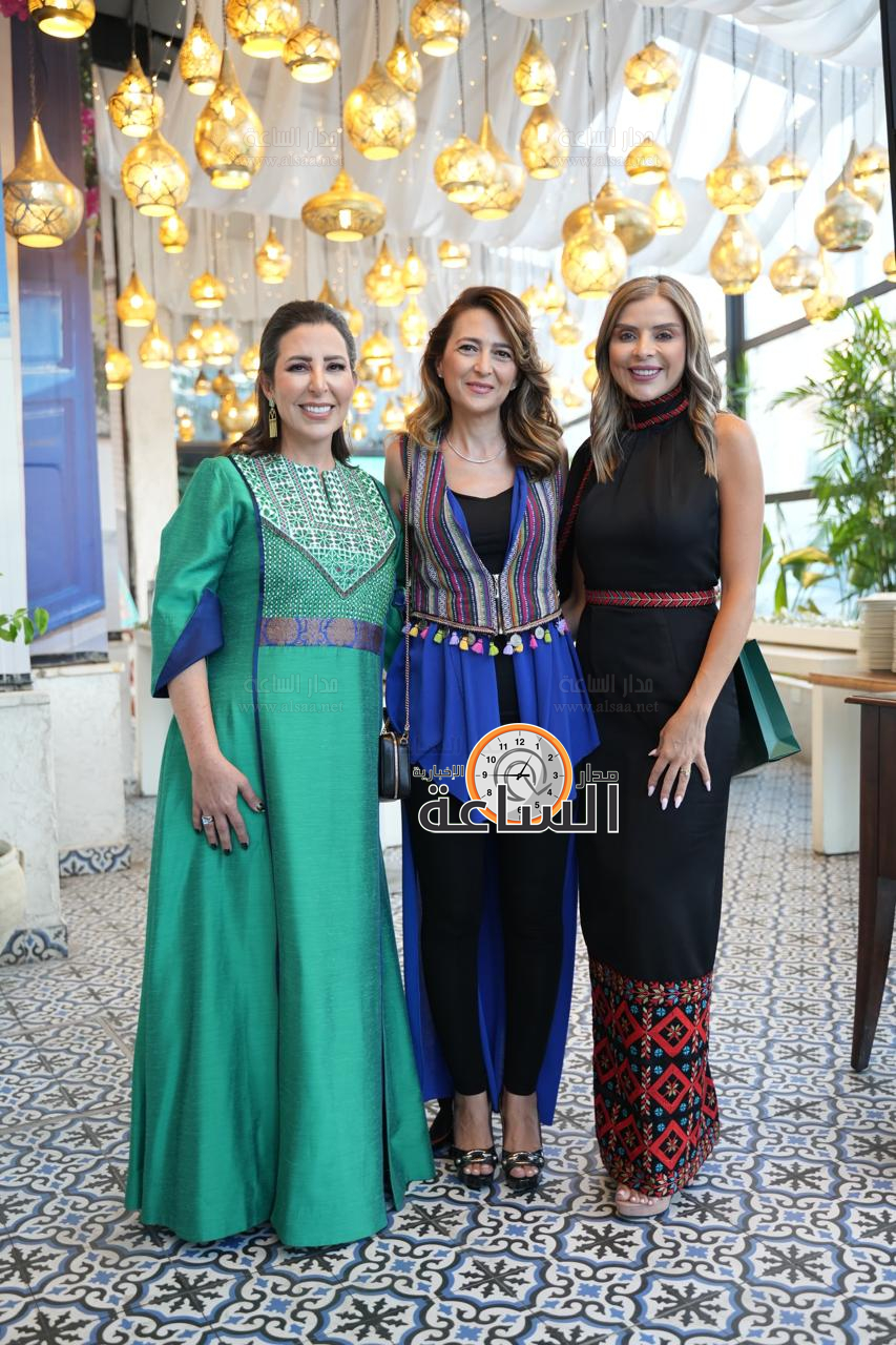 Madar Al-Saa Images 0.1543702876675308