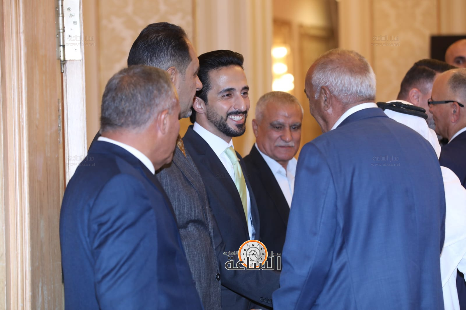 Madar Al-Saa Images 0.18951138838424342