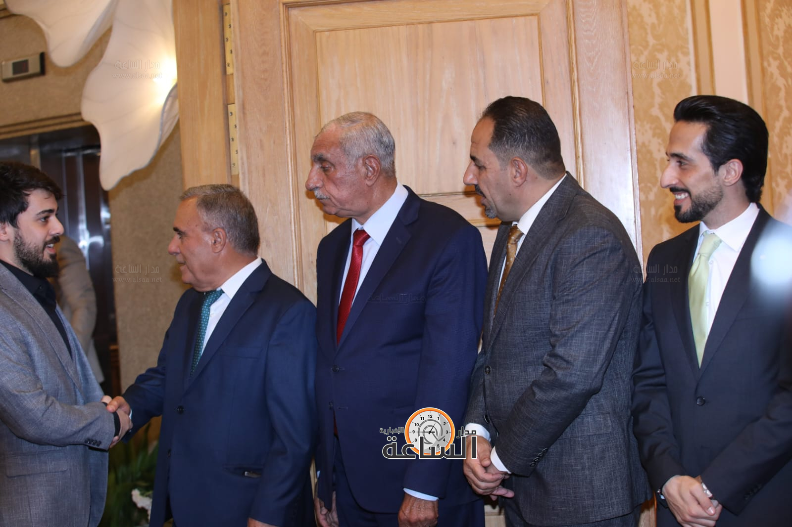 Madar Al-Saa Images 0.8129032196965007