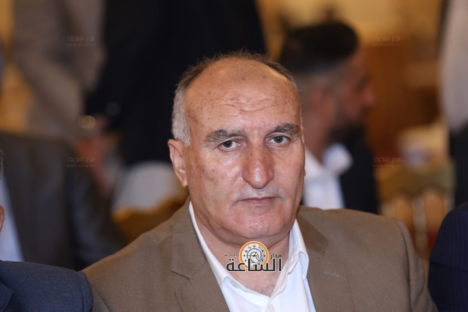 Madar Al-Saa Images 0.2331252328764355