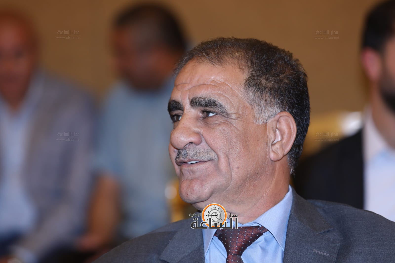 Madar Al-Saa Images 0.6215101605774027