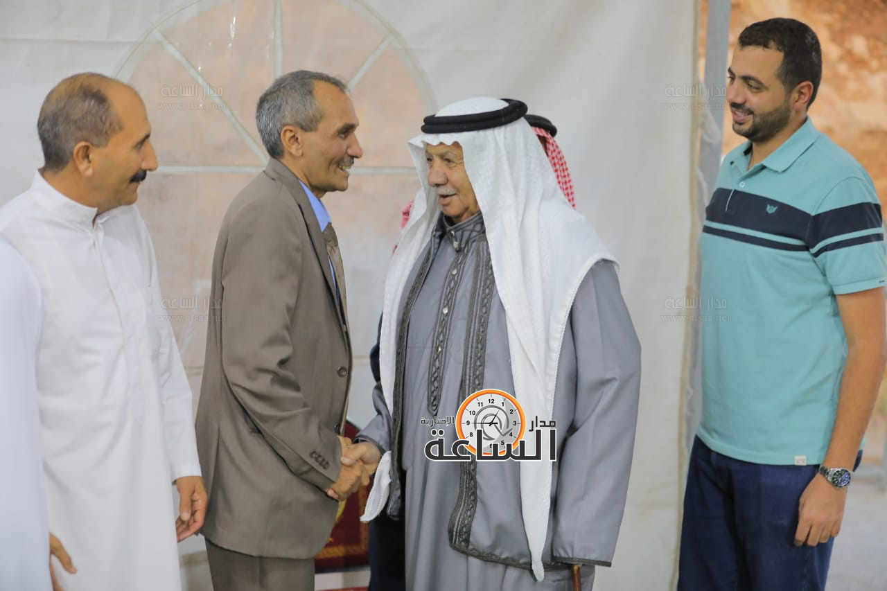 Madar Al-Saa Images 0.8658771799604985