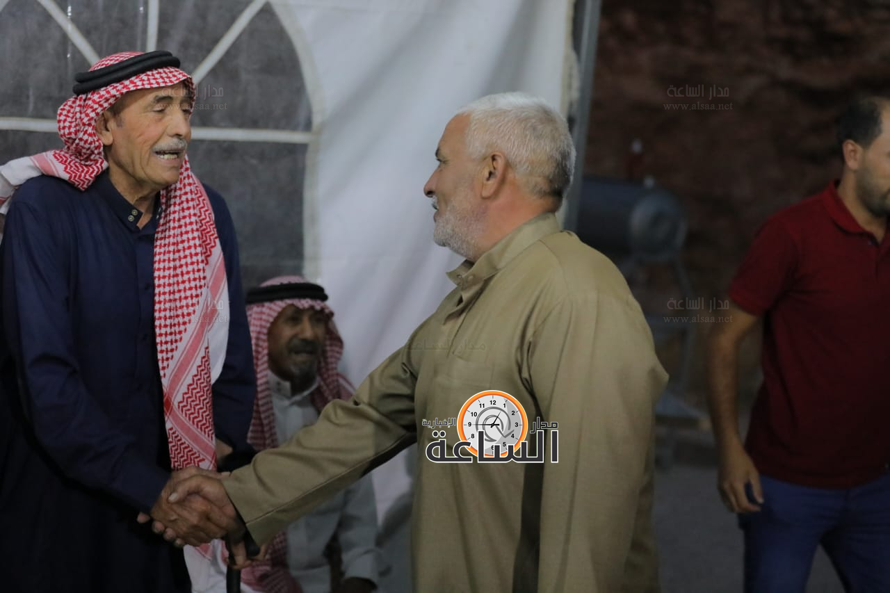 Madar Al-Saa Images 0.7746092321794176