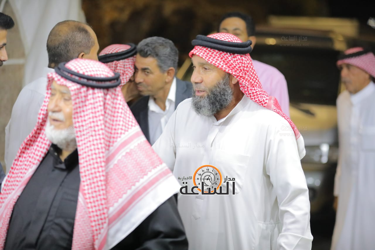 Madar Al-Saa Images 0.05656215145751764