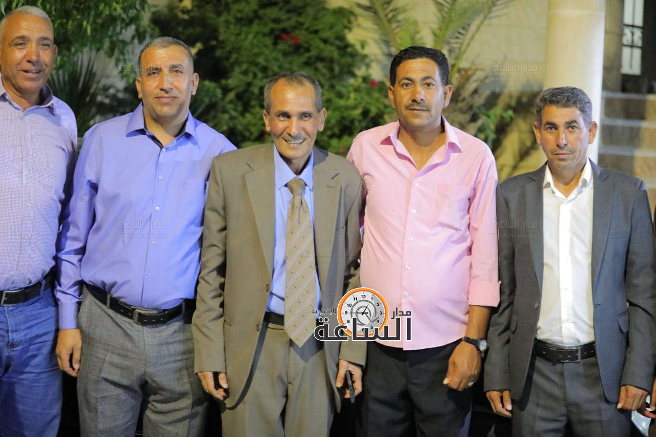 Madar Al-Saa Images 0.3574339654995189