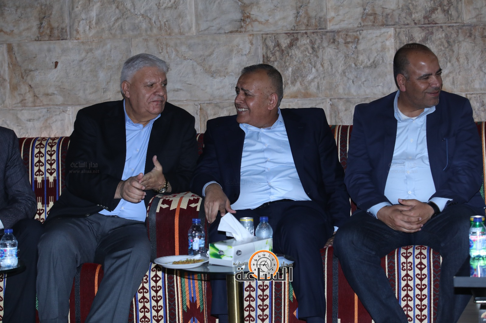 Madar Al-Saa Images 0.9224664147356816