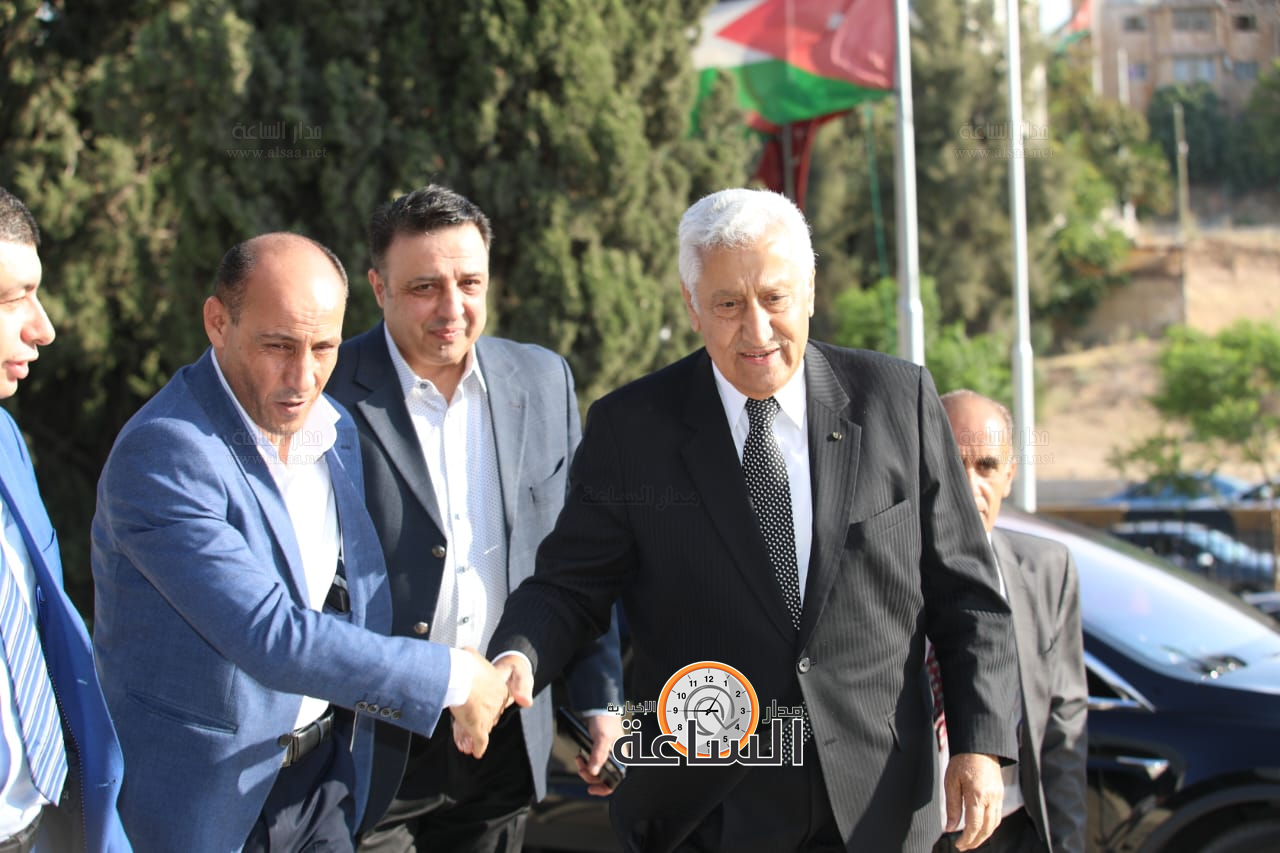 Madar Al-Saa Images 0.45602370287800853