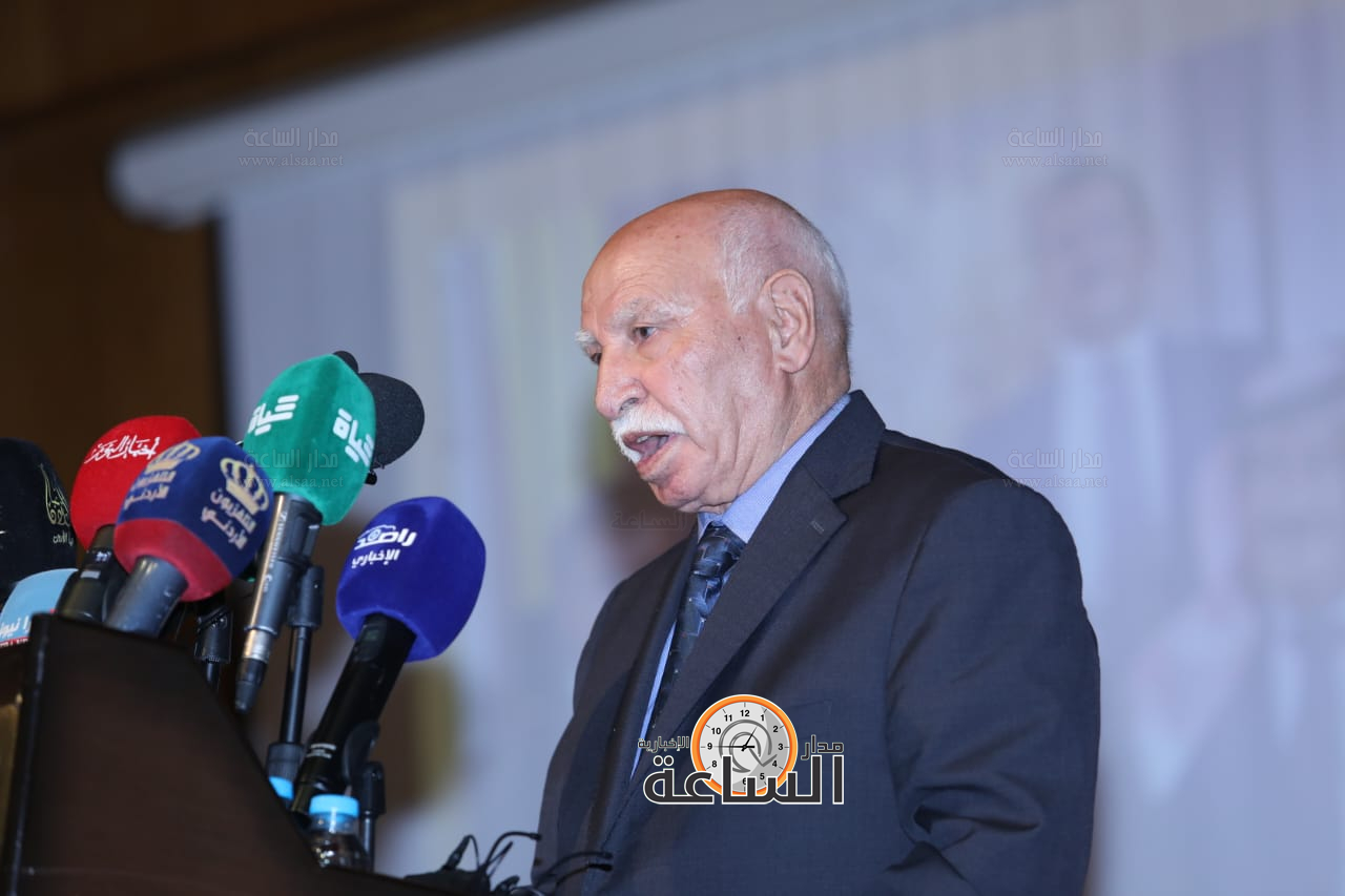 Madar Al-Saa Images 0.18461635050738456