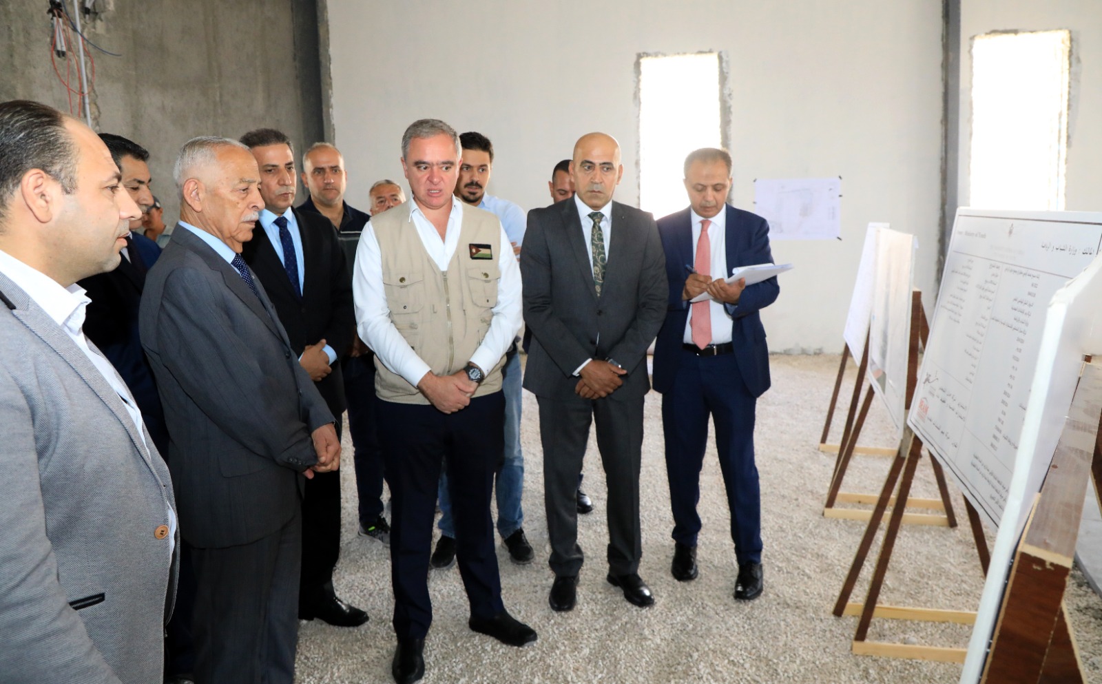 Madar Al-Saa Images 0.4777075289006556