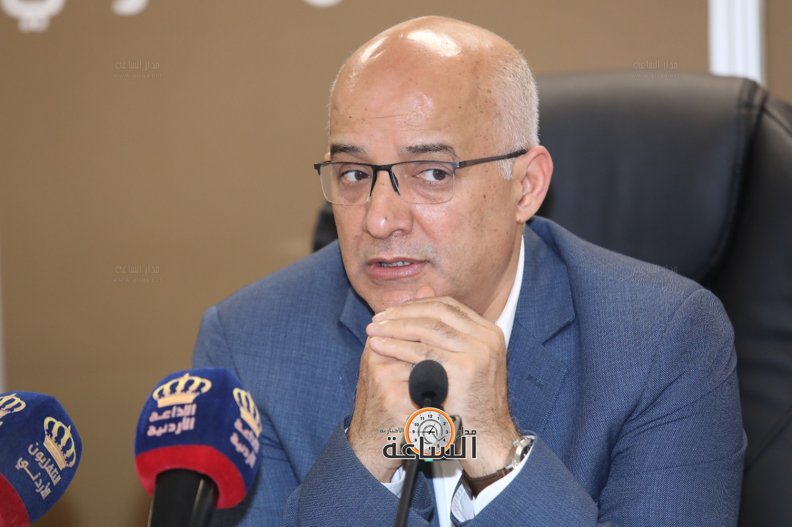 Madar Al-Saa Images 0.4874114535402221