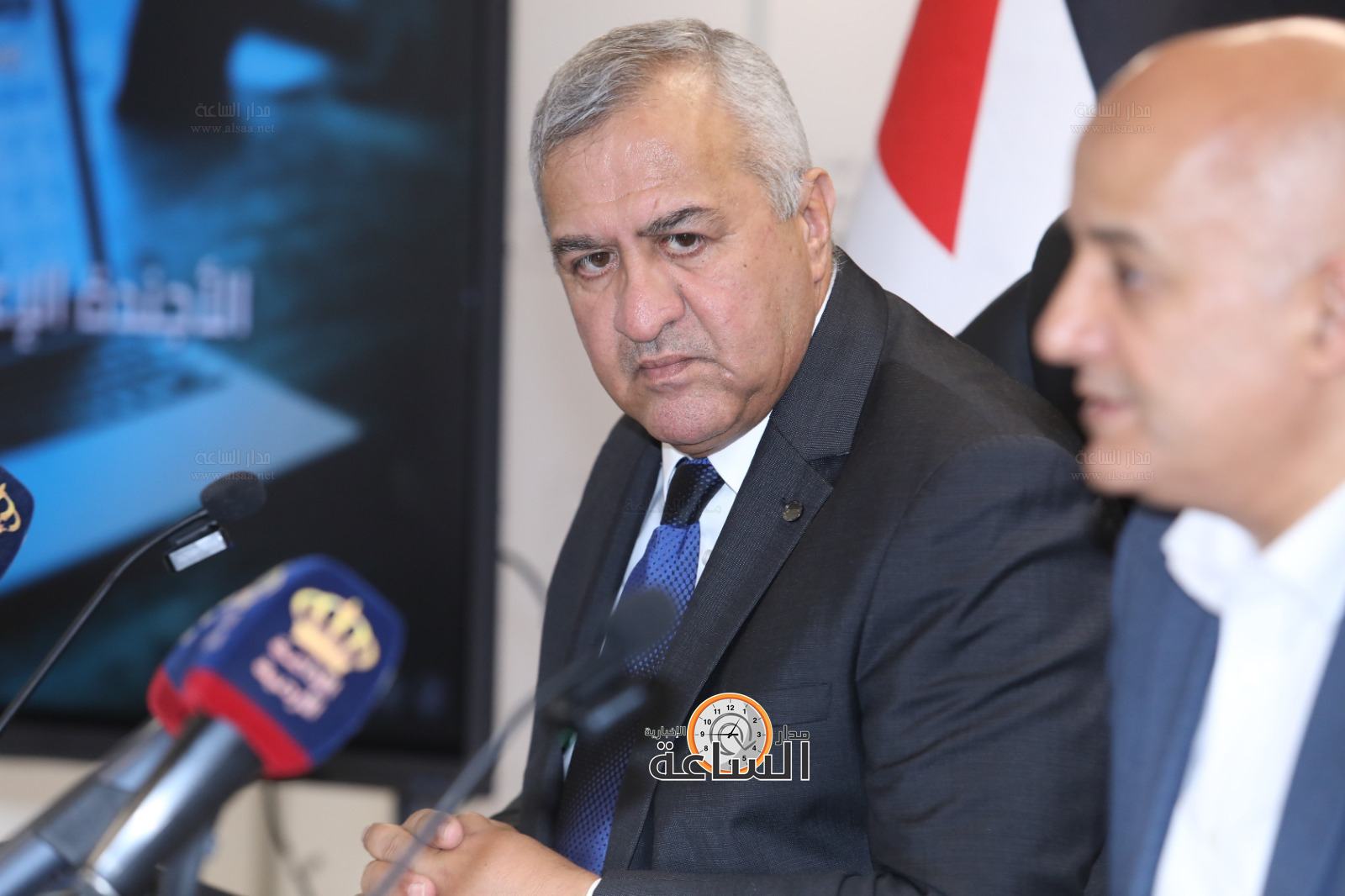 Madar Al-Saa Images 0.9533949020930759