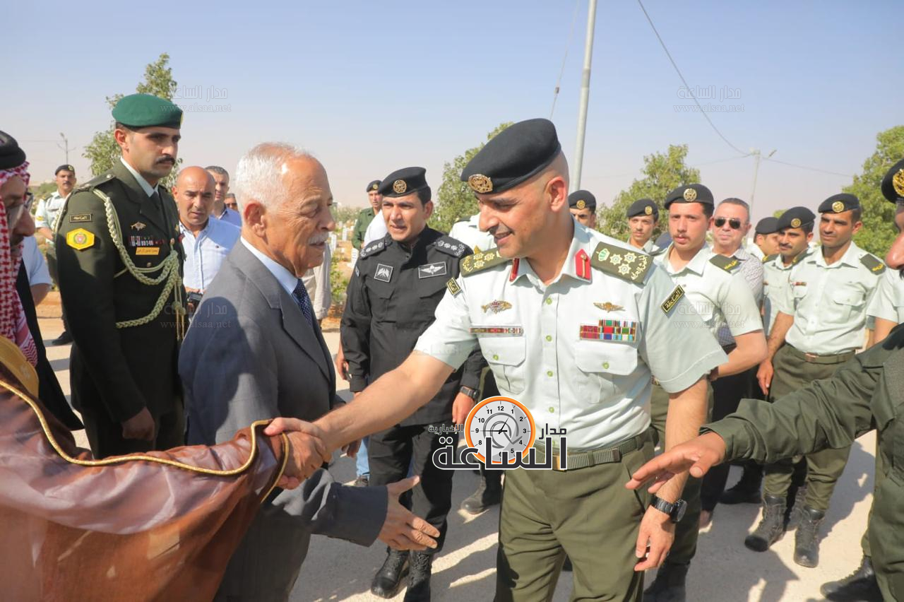 Madar Al-Saa Images 0.9585829703944873