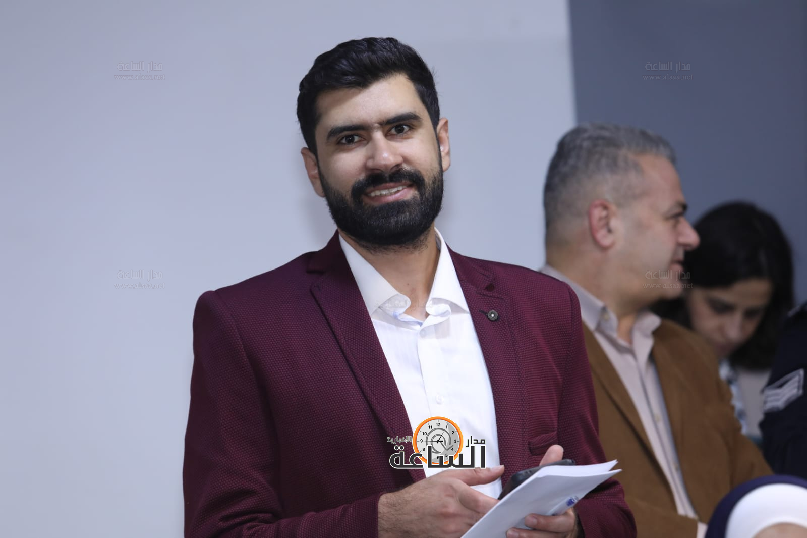 Madar Al-Saa Images 0.48106887141967225