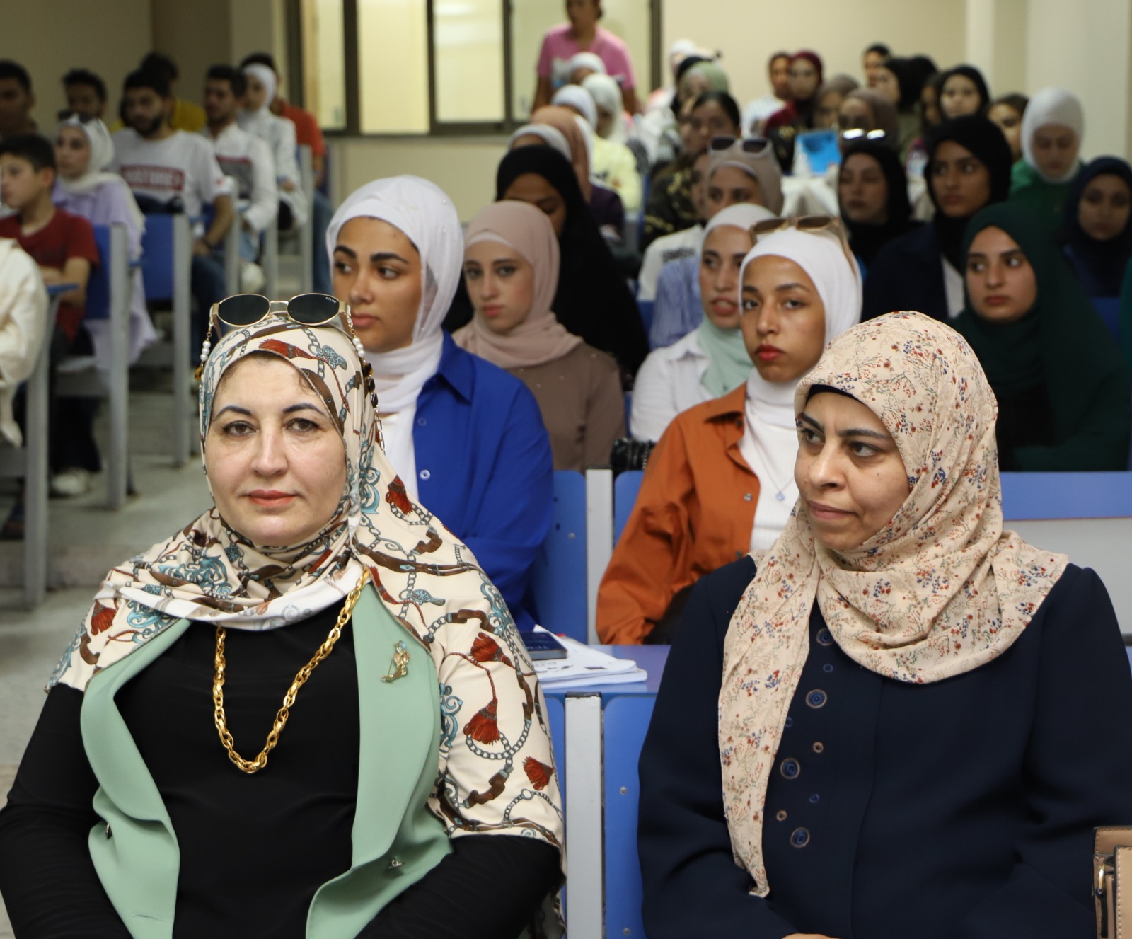 Madar Al-Saa Images 0.749395659661171