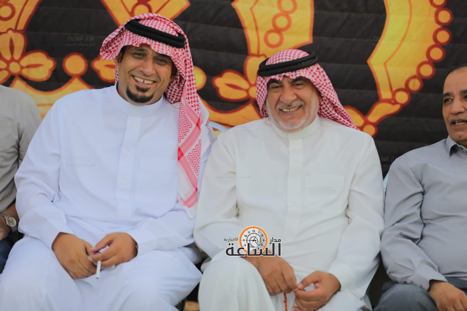 Madar Al-Saa Images 0.8415663536848421