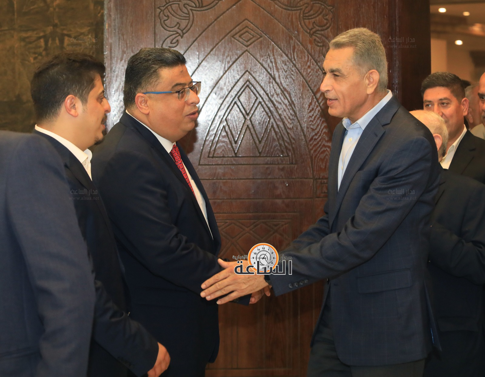 Madar Al-Saa Images 0.4912774534990143