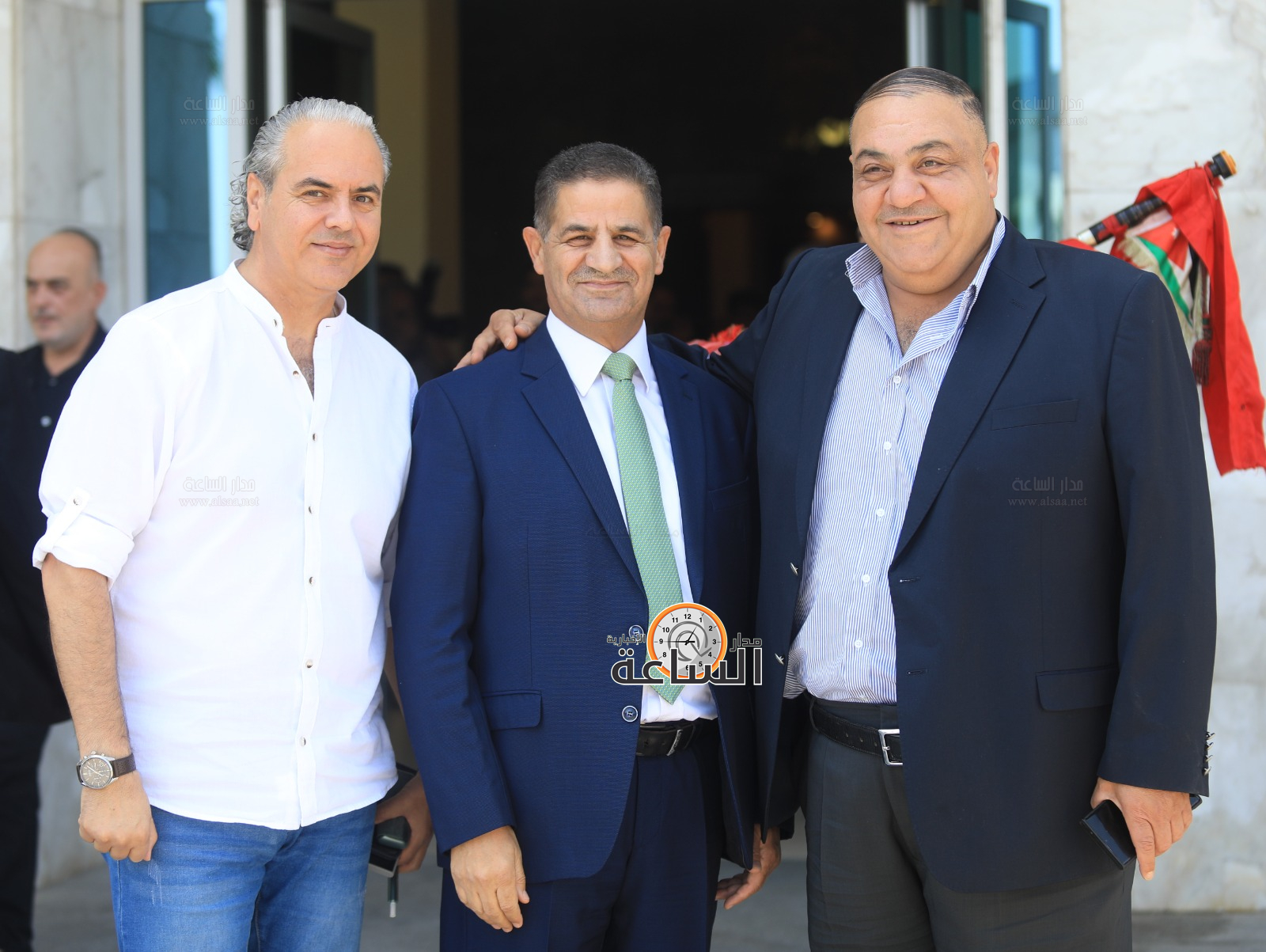 Madar Al-Saa Images 0.08389905116287877