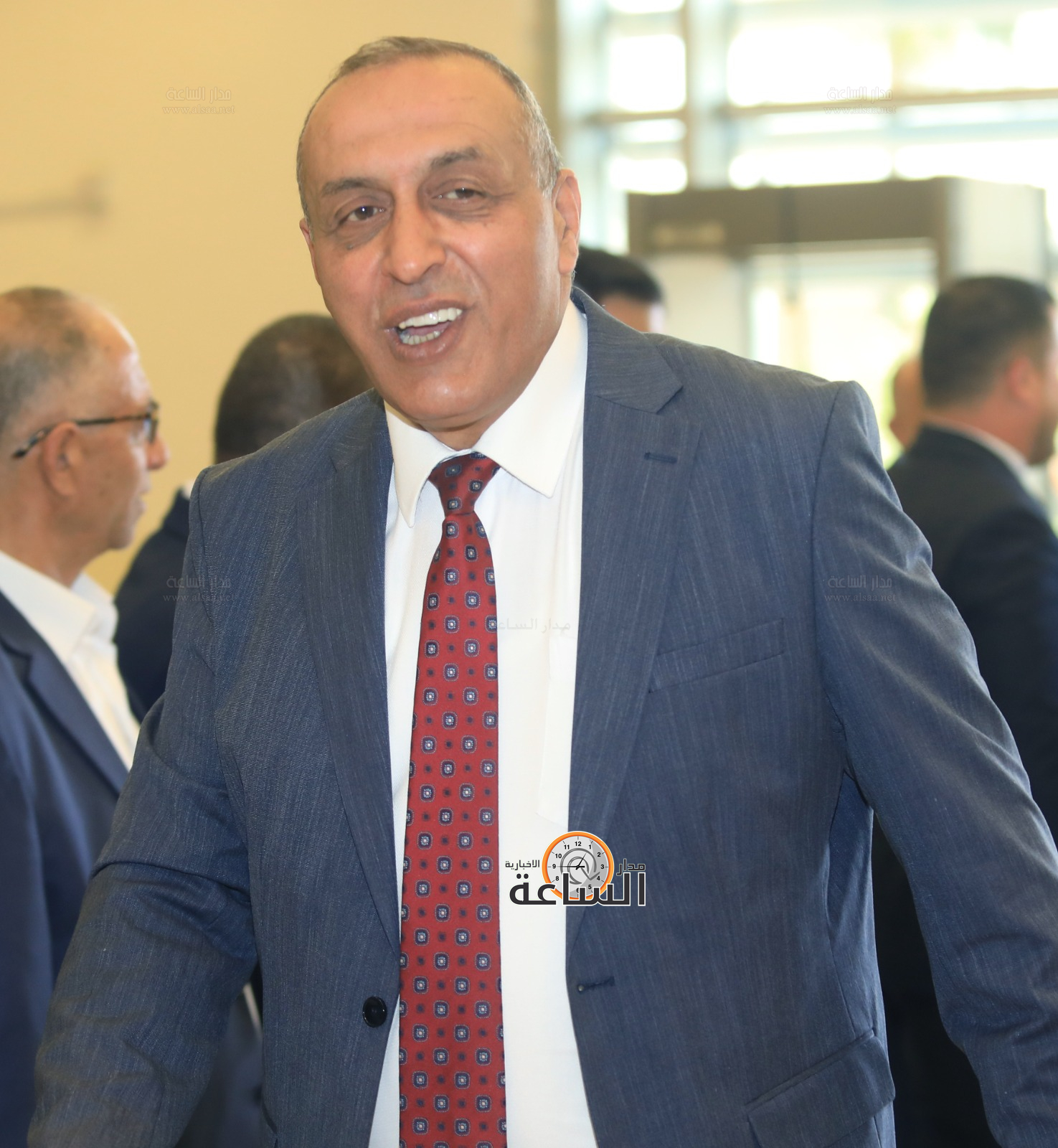 Madar Al-Saa Images 0.8861391060589008