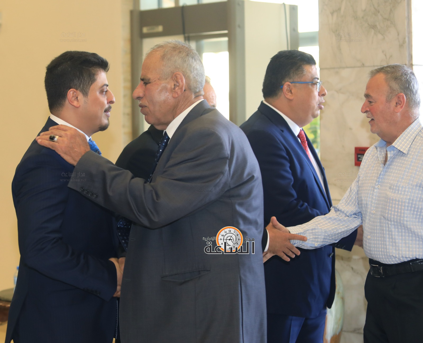 Madar Al-Saa Images 0.3447023319491671