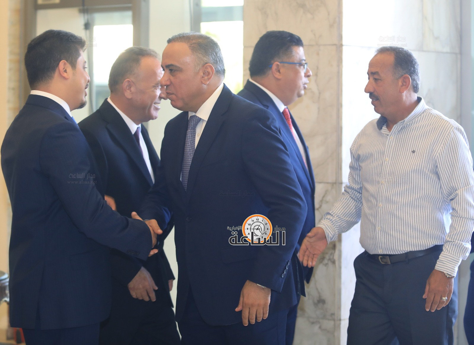 Madar Al-Saa Images 0.2545017916226249