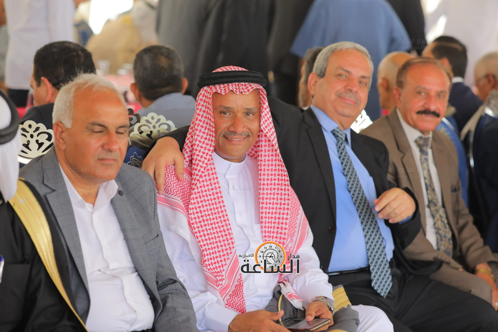 Madar Al-Saa Images 0.48797594182217185