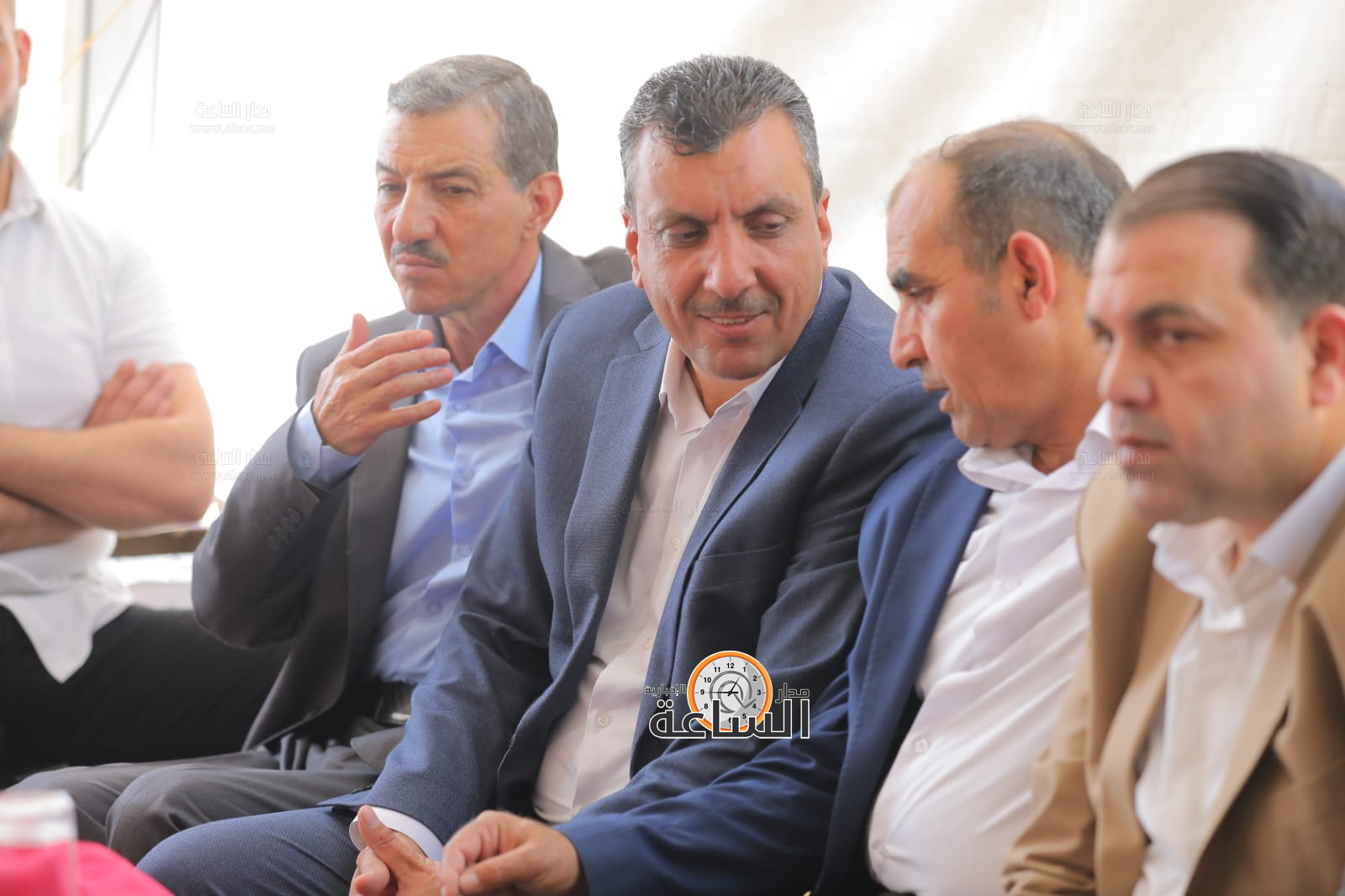 Madar Al-Saa Images 0.7052859115085348