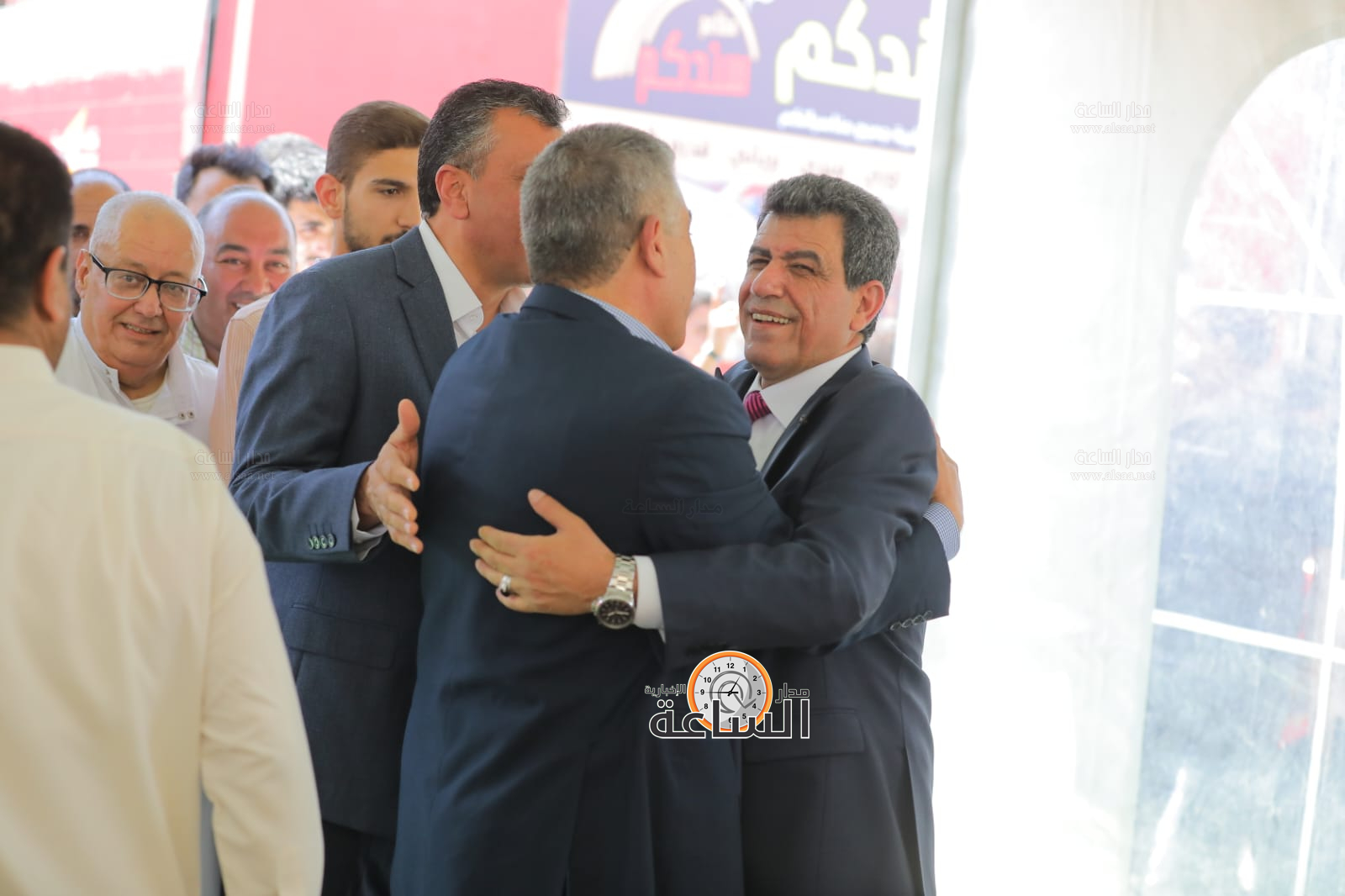 Madar Al-Saa Images 0.9218407007888778