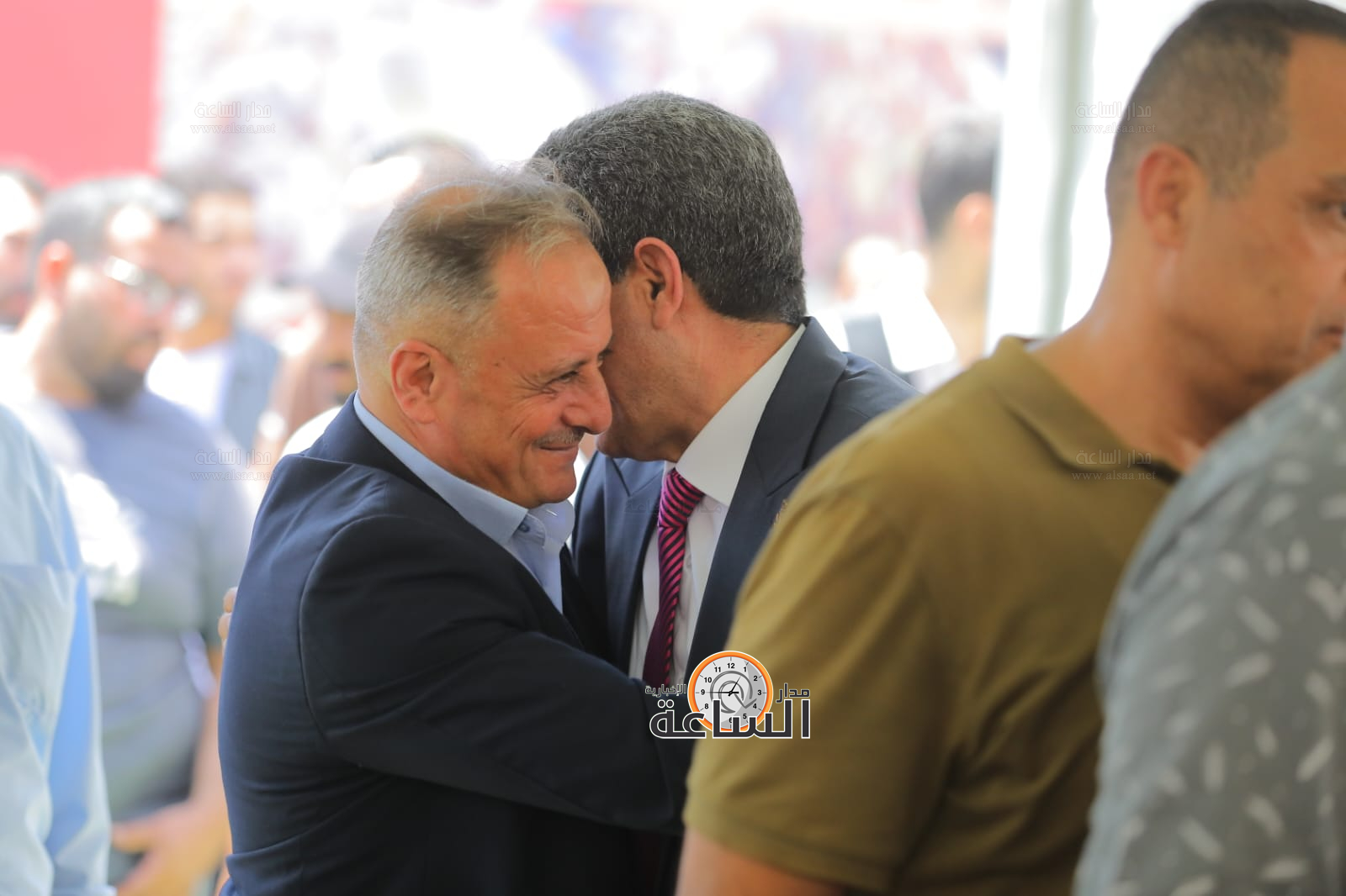 Madar Al-Saa Images 0.5703750890048334