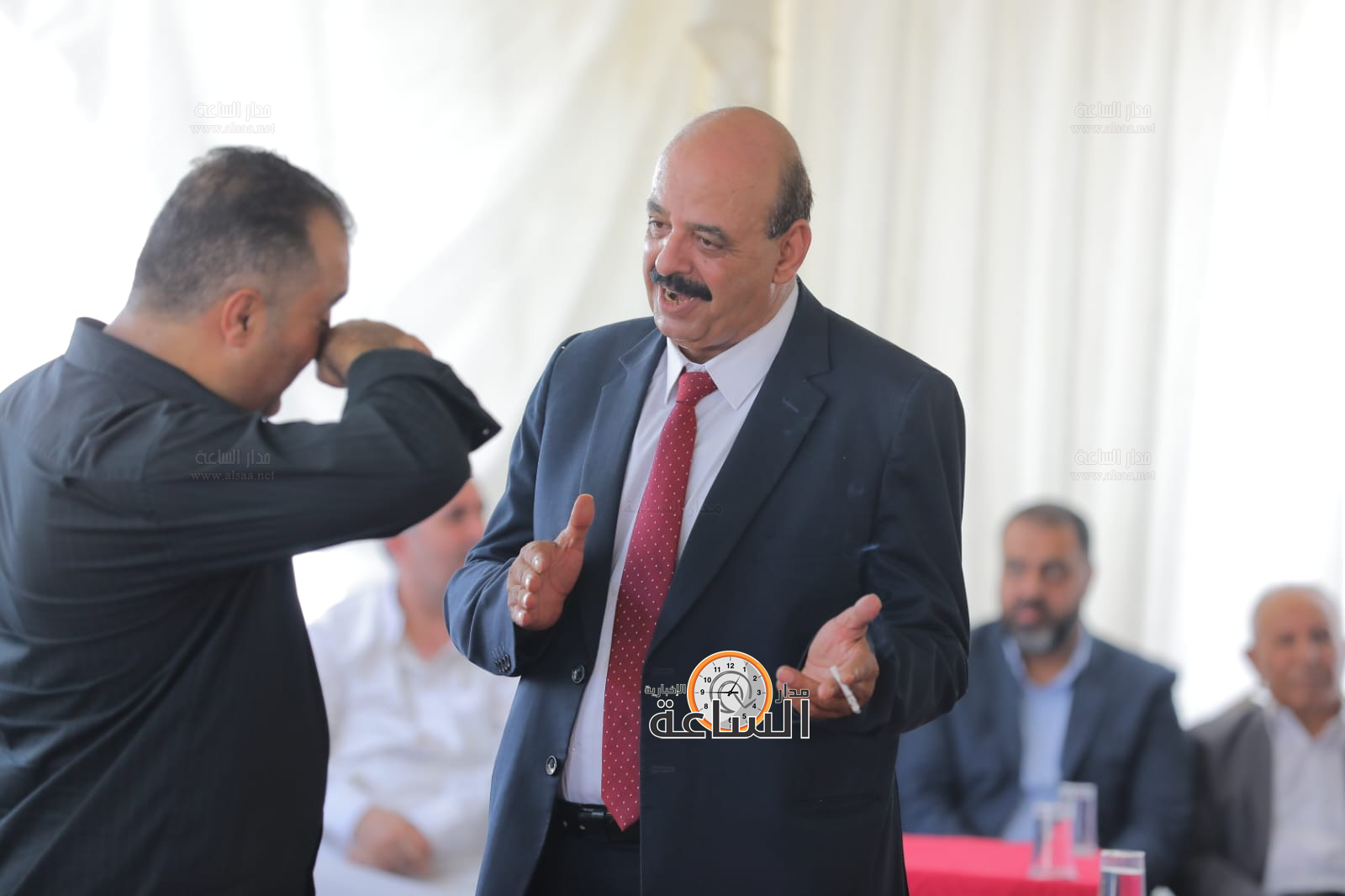 Madar Al-Saa Images 0.5382019287292032