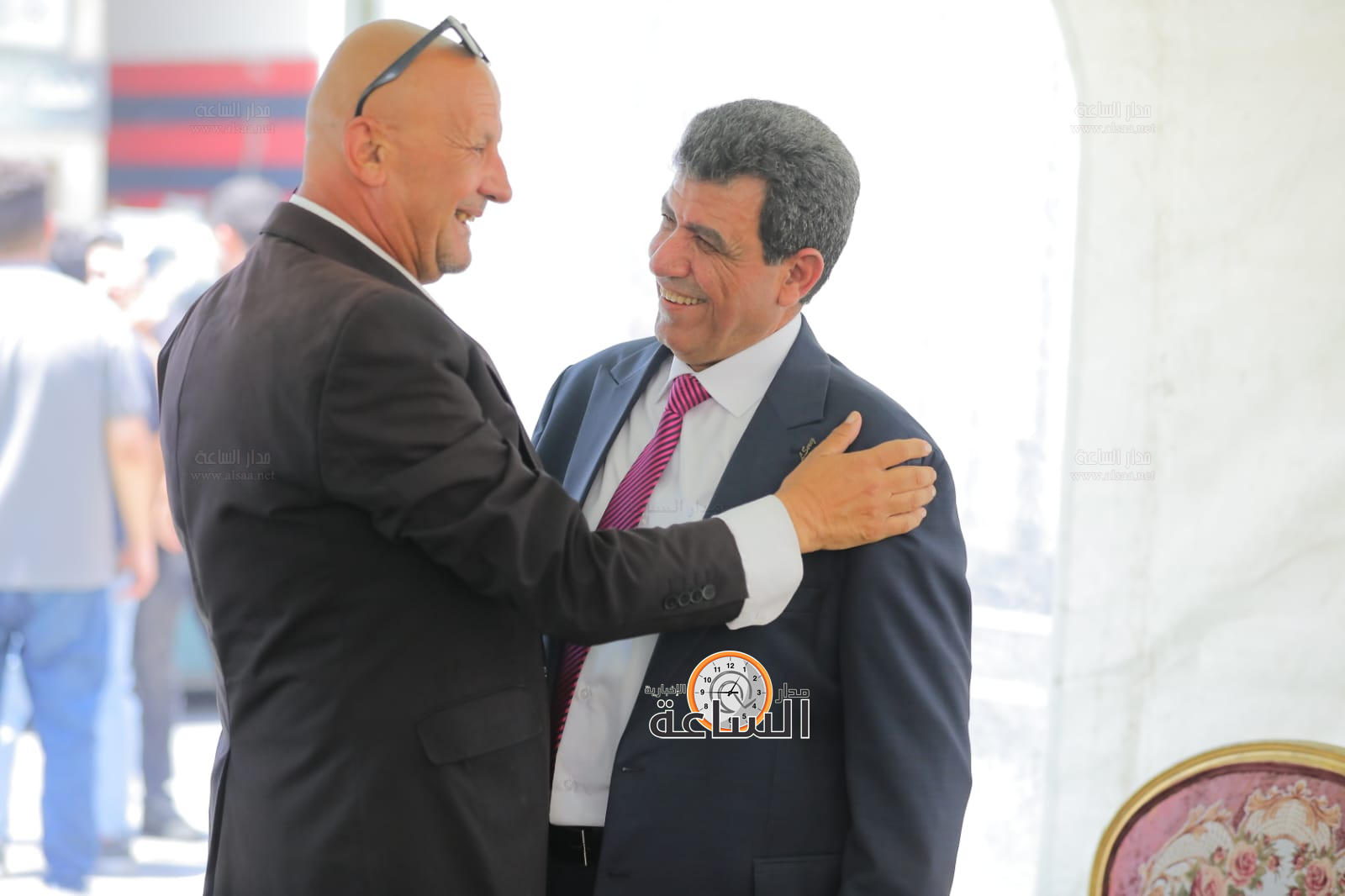 Madar Al-Saa Images 0.7409668708225619