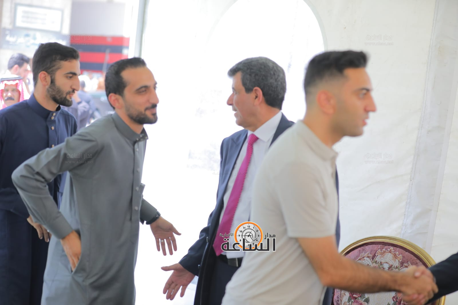 Madar Al-Saa Images 0.6385584427589104