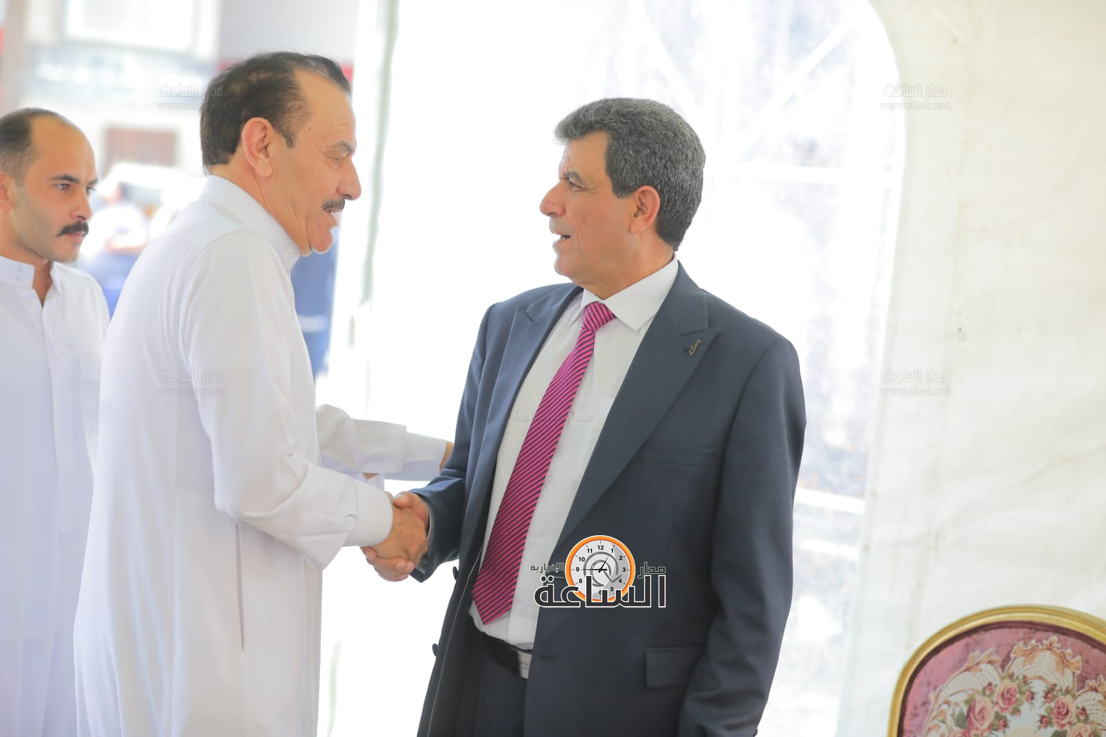 Madar Al-Saa Images 0.6440370595755001