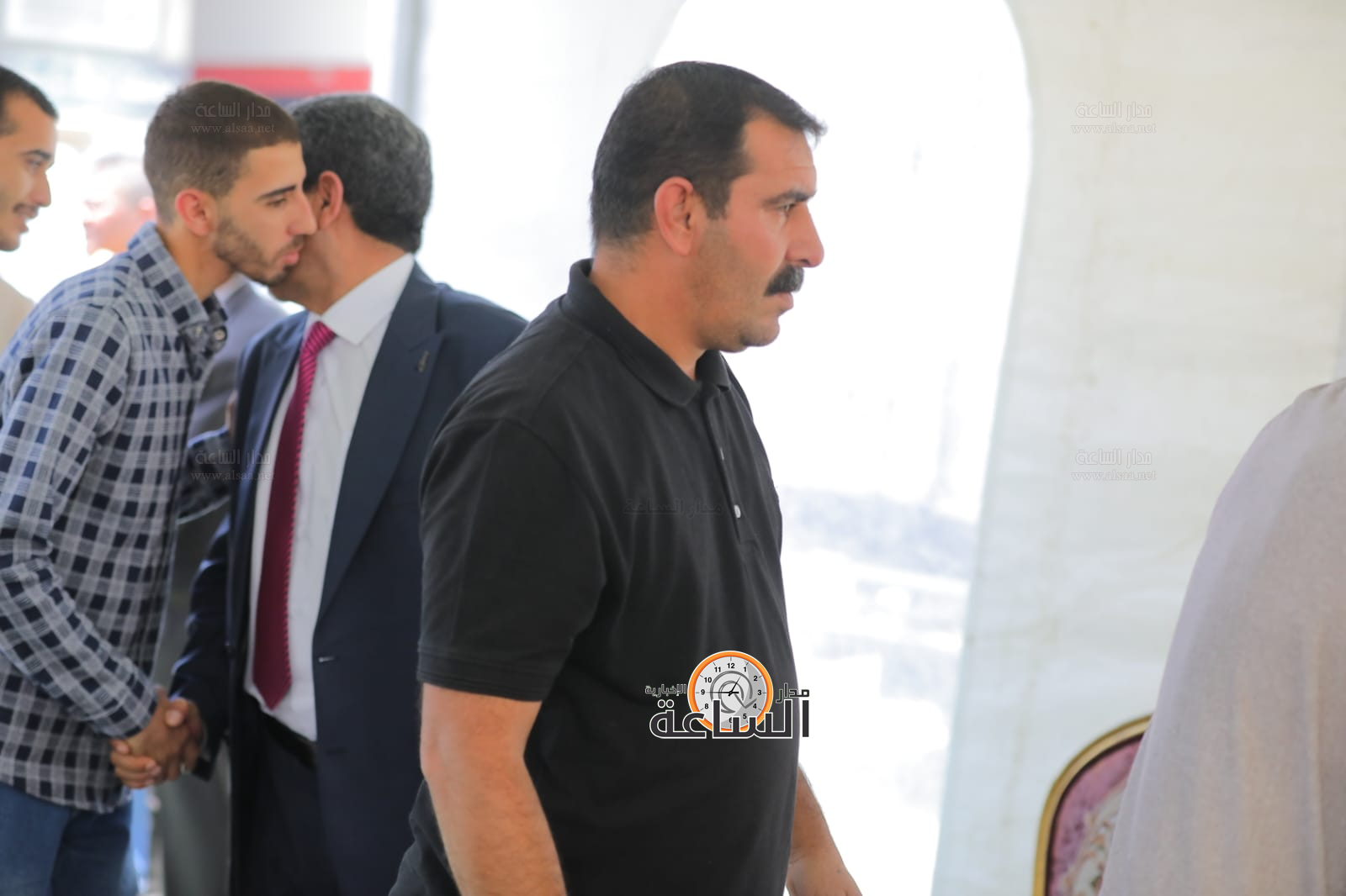 Madar Al-Saa Images 0.10091016733660774