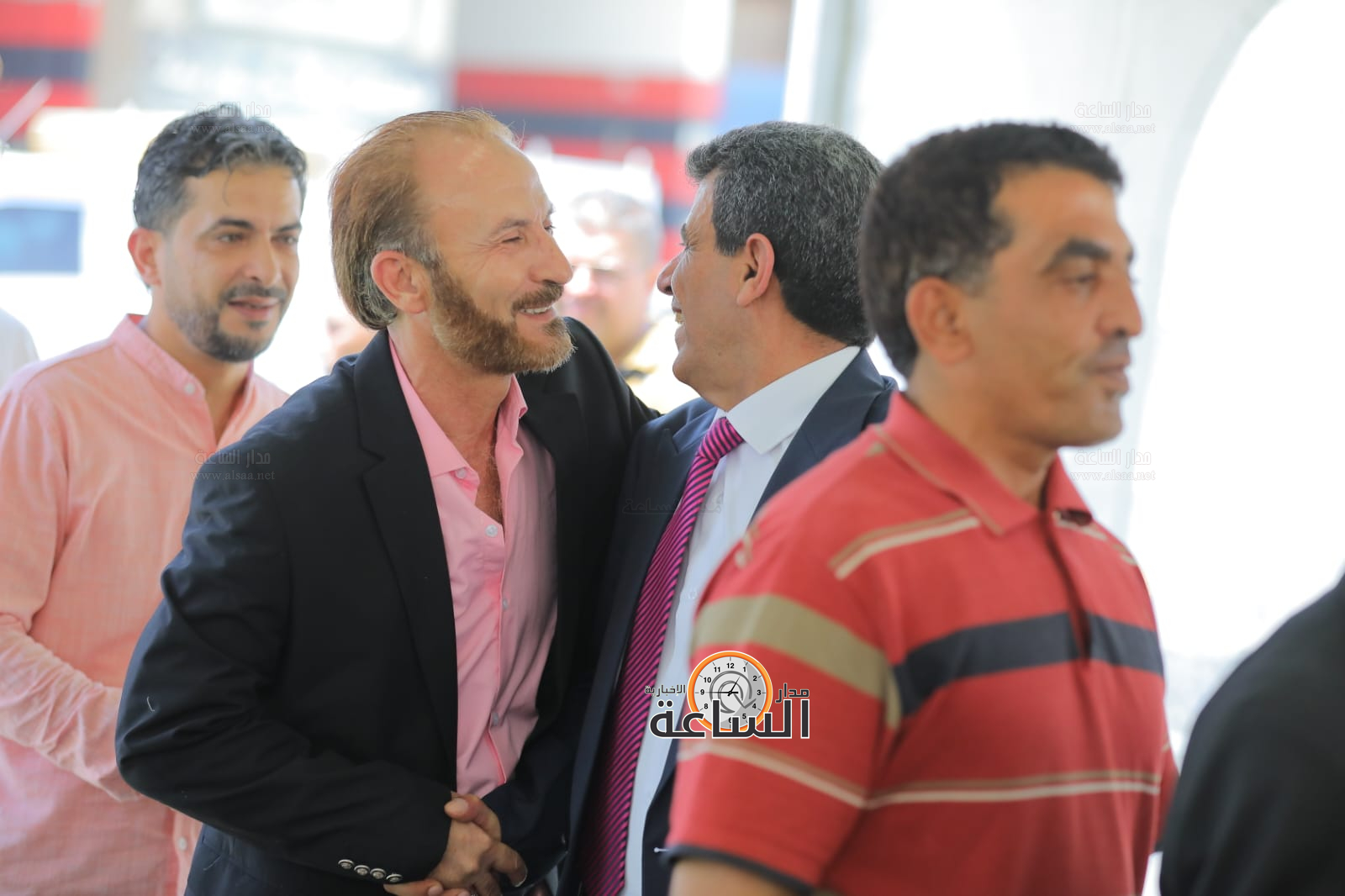 Madar Al-Saa Images 0.7872498871469646