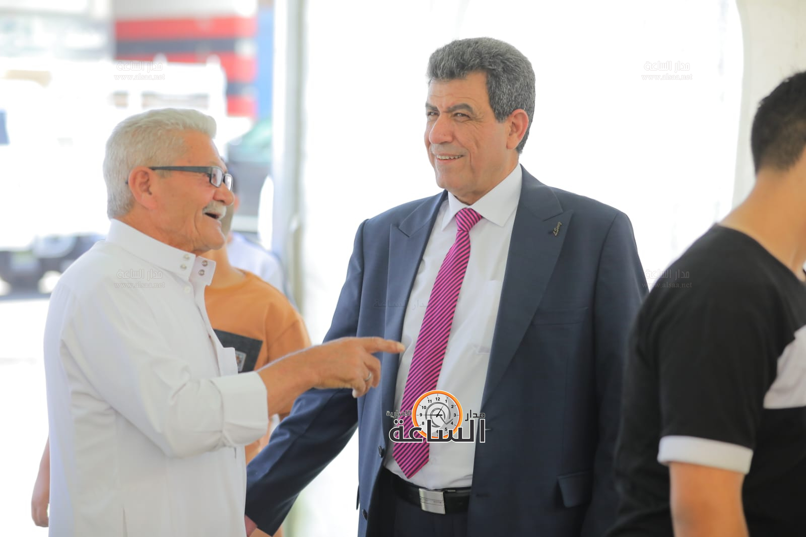 Madar Al-Saa Images 0.7730656946984189