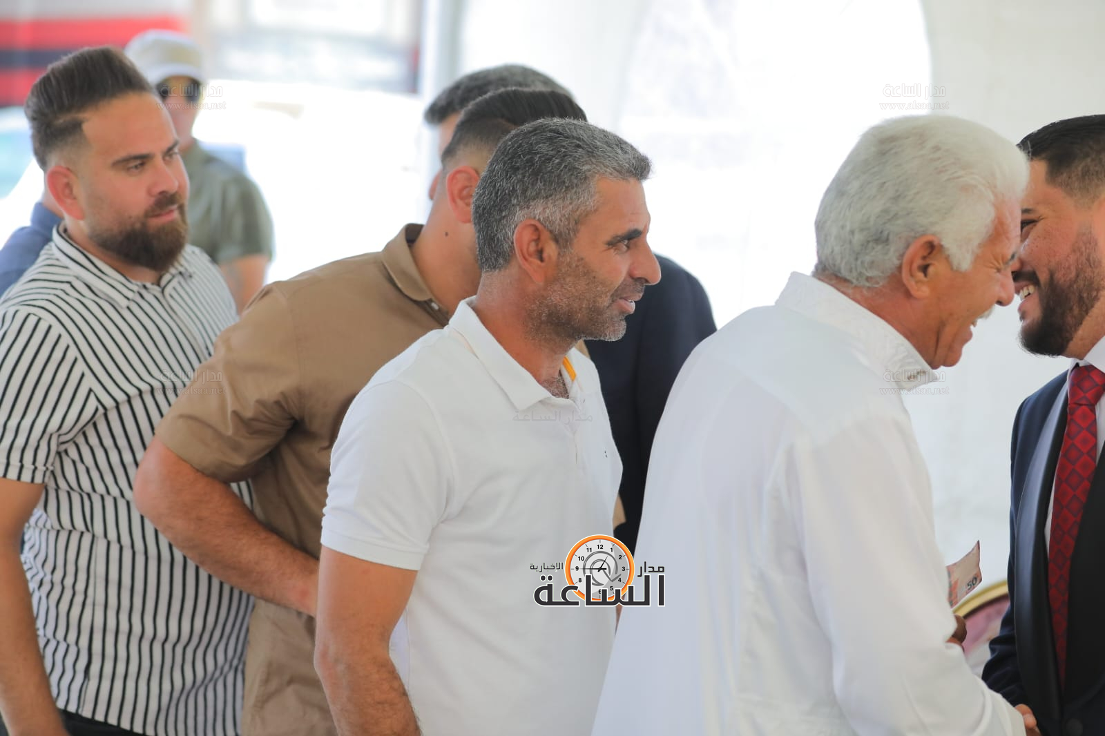 Madar Al-Saa Images 0.300905028418083