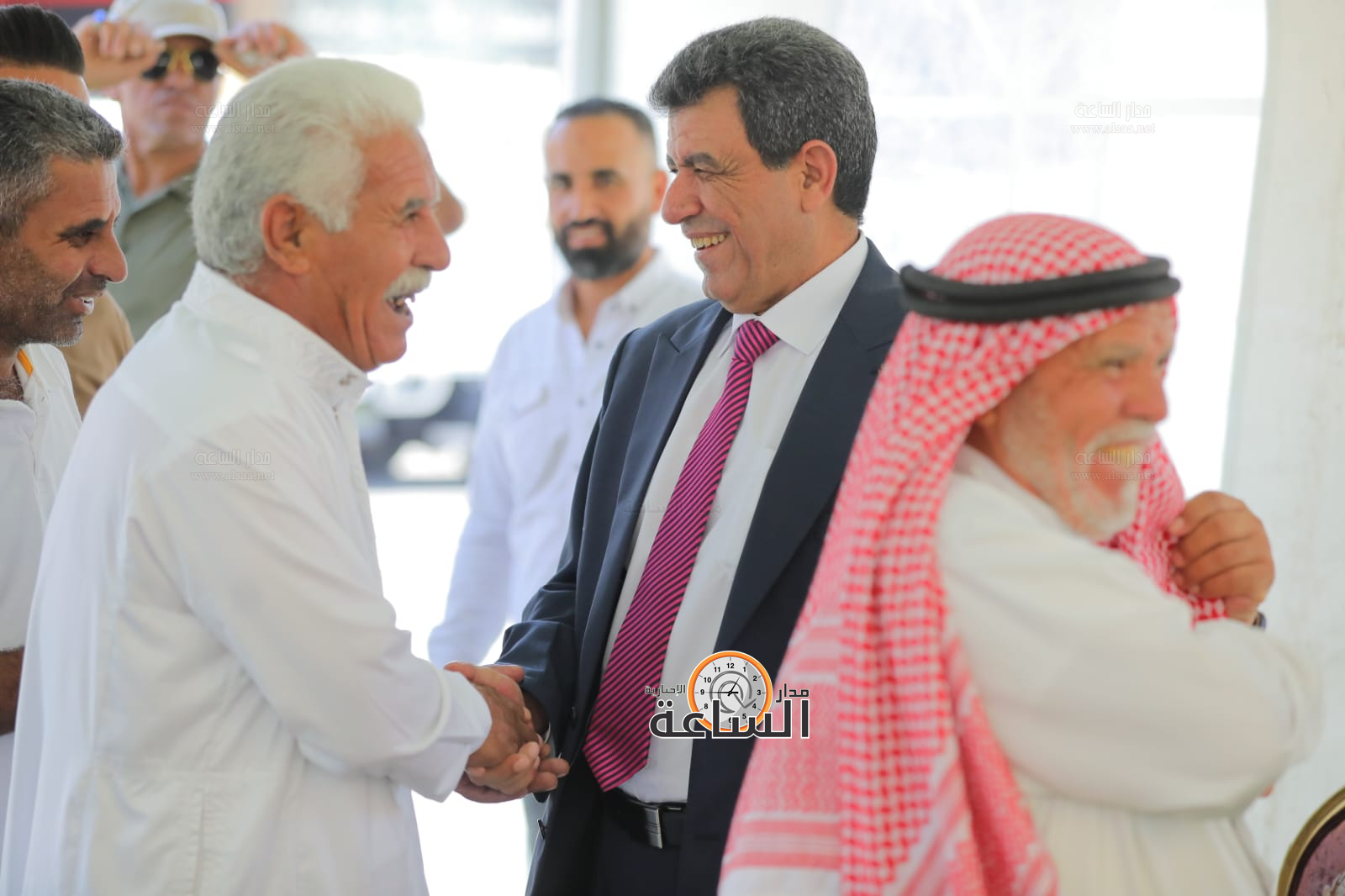 Madar Al-Saa Images 0.9118442975358743