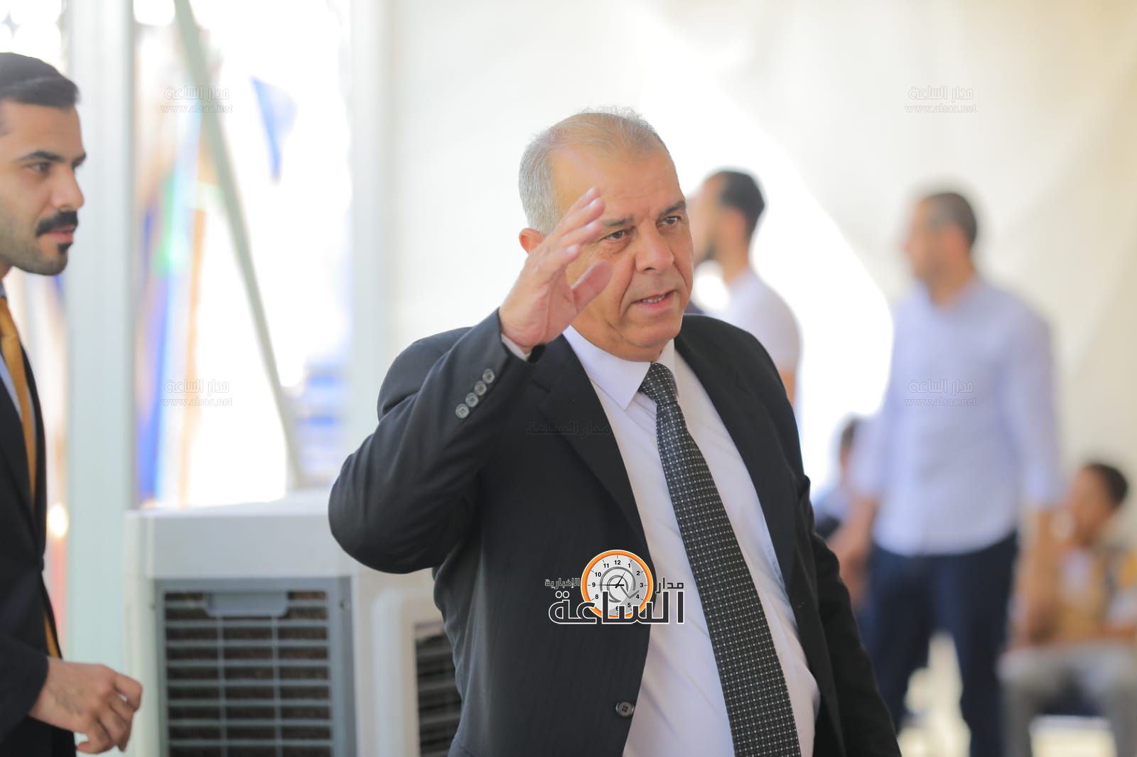 Madar Al-Saa Images 0.4722081618057321