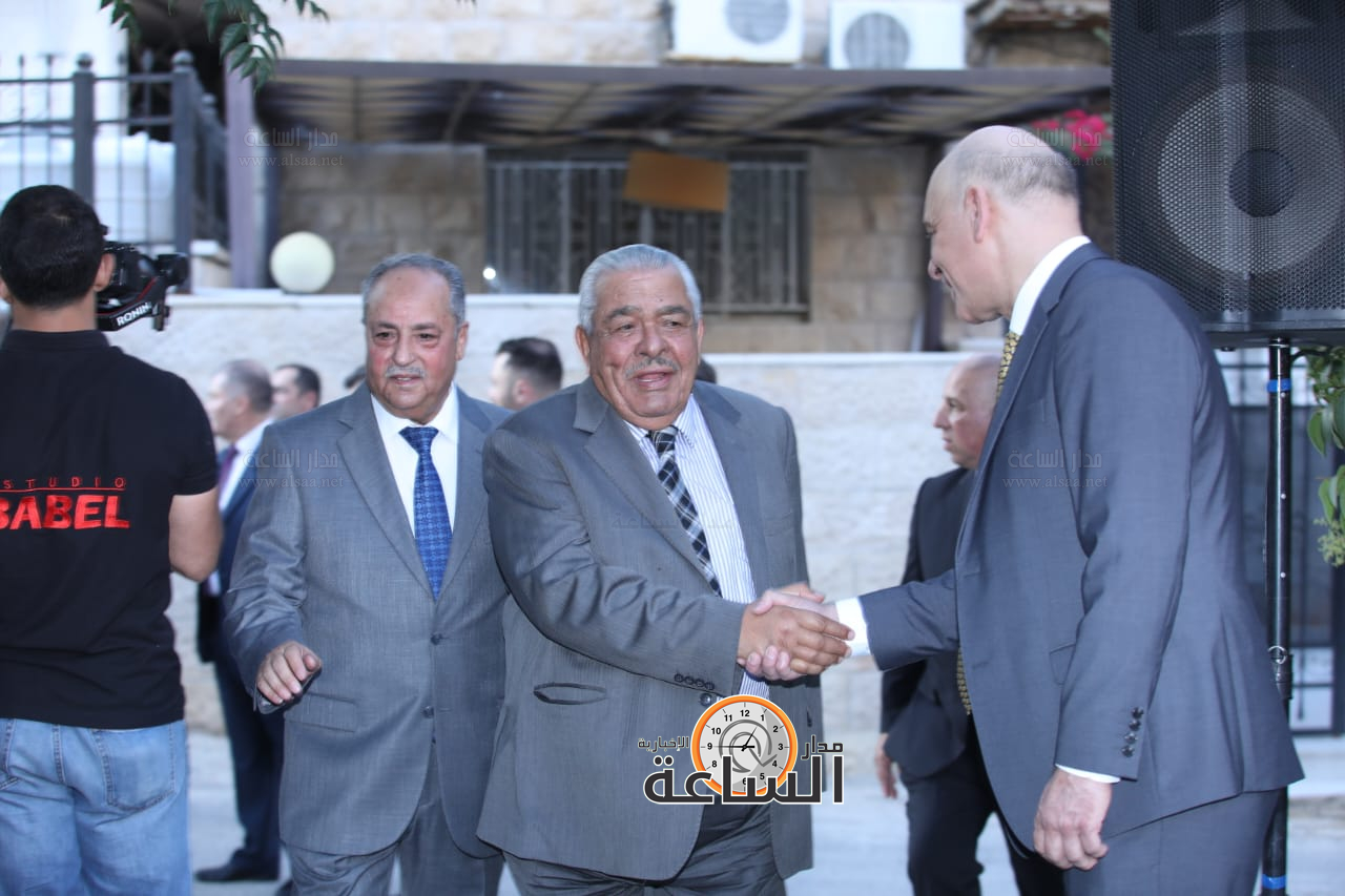 Madar Al-Saa Images 0.9561921162666414