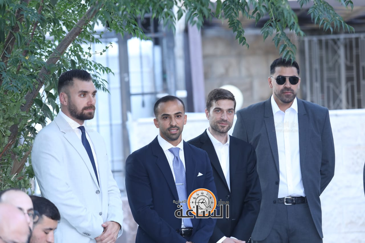 Madar Al-Saa Images 0.888186341331513