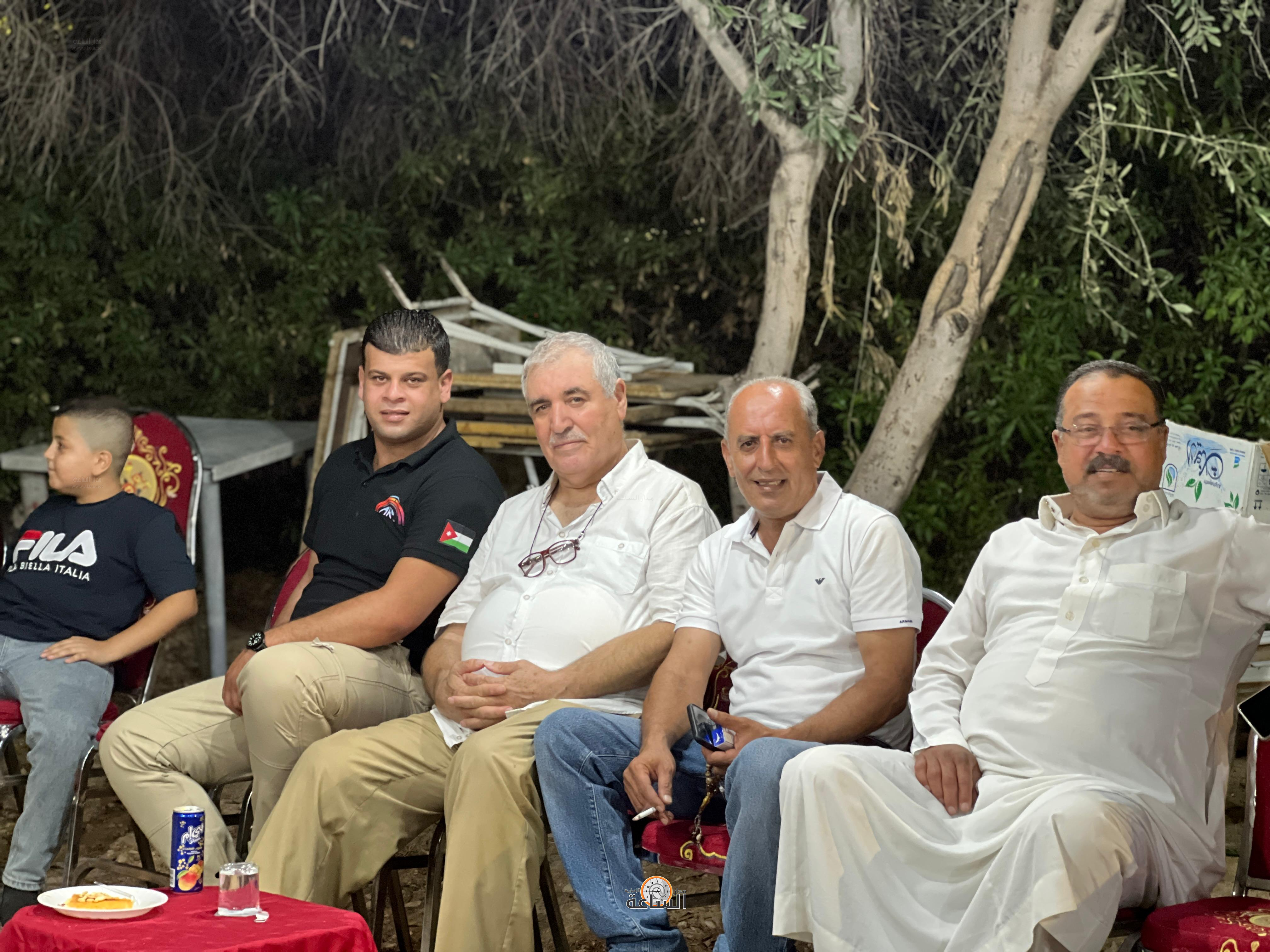 Madar Al-Saa Images 0.10691571102172359