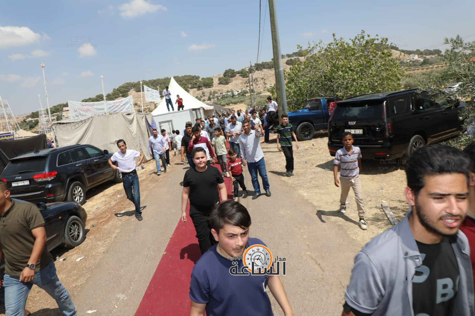 Madar Al-Saa Images 0.07538321545589