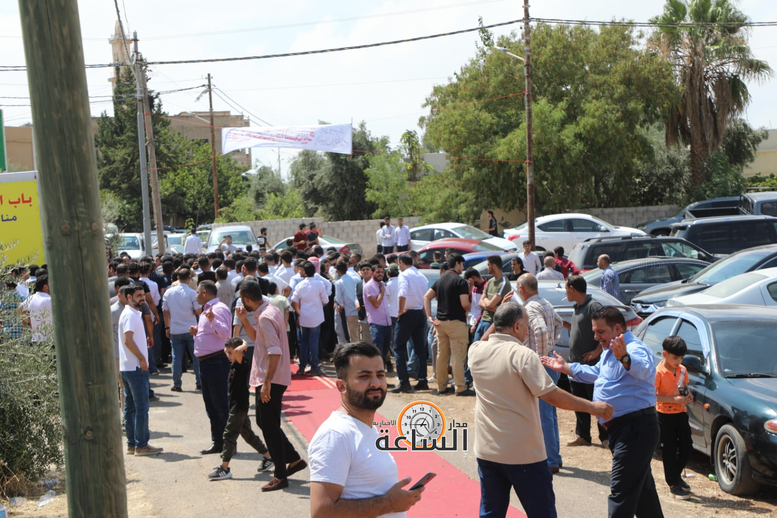 Madar Al-Saa Images 0.14048677830283096