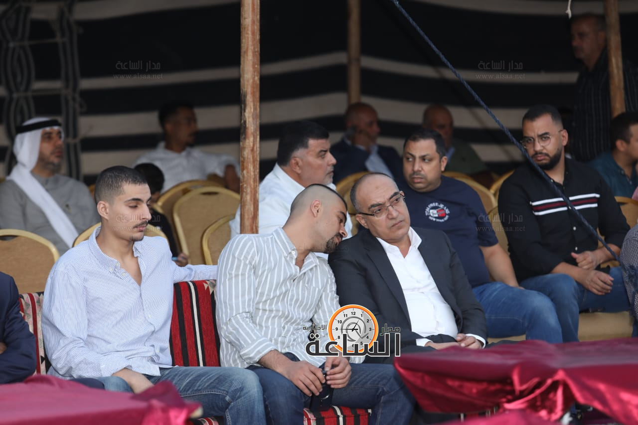 Madar Al-Saa Images 0.6005238845325163